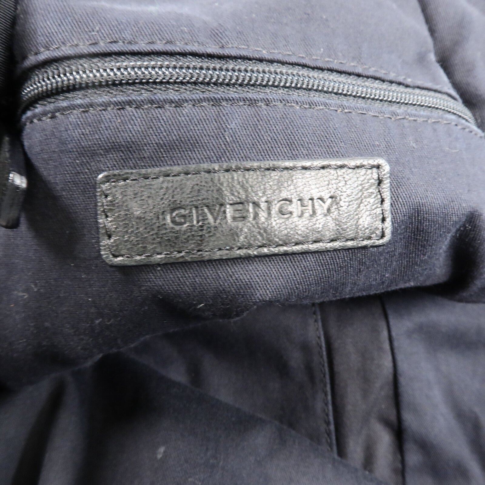 GIVENCHY 牛皮皮革Tote Bag手挽袋