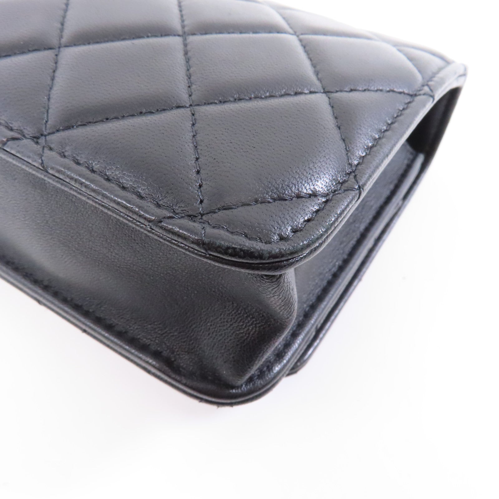 CHANEL 菱格羊皮皮革Trendy CC Wallet On Chain金扣鏈帶肩背袋黑色