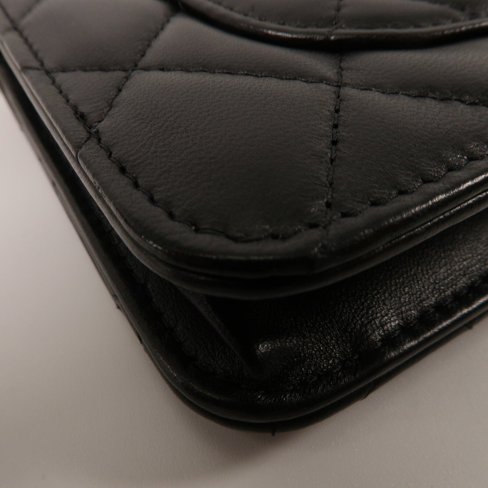CHANEL 羊皮皮革Wallet On Chain鏈帶肩背袋
