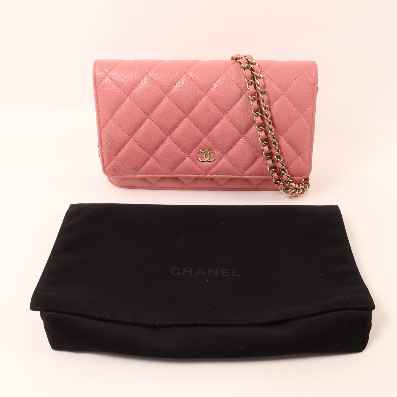 CHANEL 牛皮皮革WOC Wallet On Chain鏈帶肩背袋