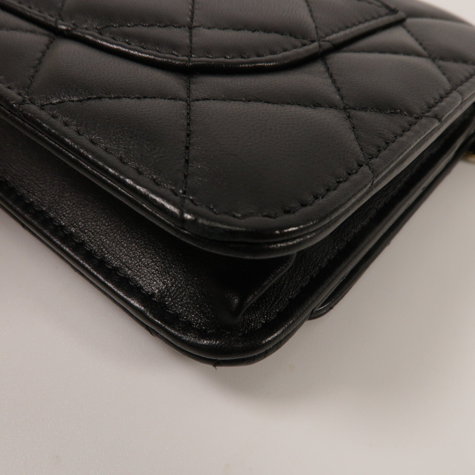 CHANEL 羊皮皮革Wallet On Chain鏈帶肩背袋