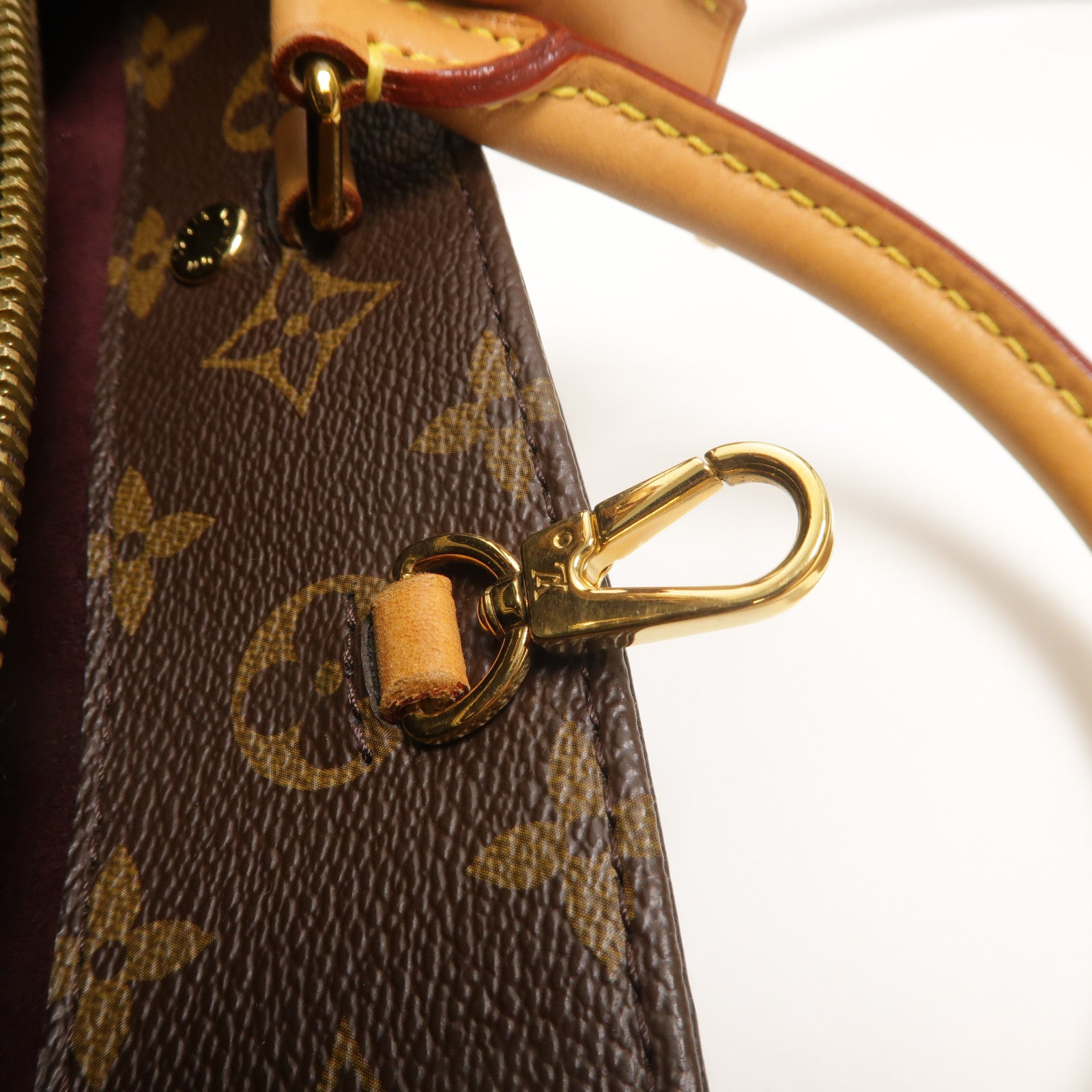 LOUIS VUITTON Monogram Montaigne BB金扣手挽肩背兩用袋