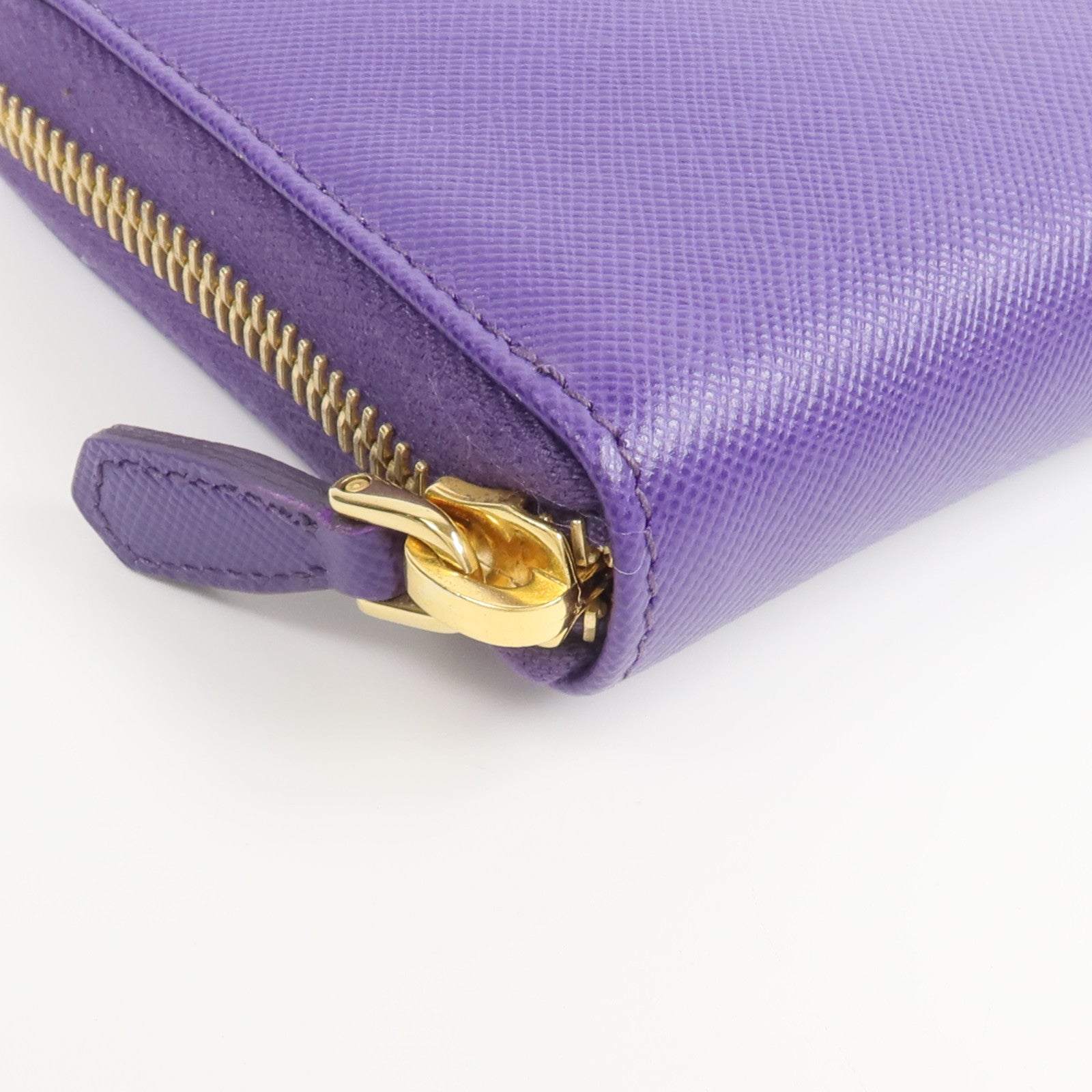 PRADA Saffiano皮革Zip Around Long Wallet長錢包