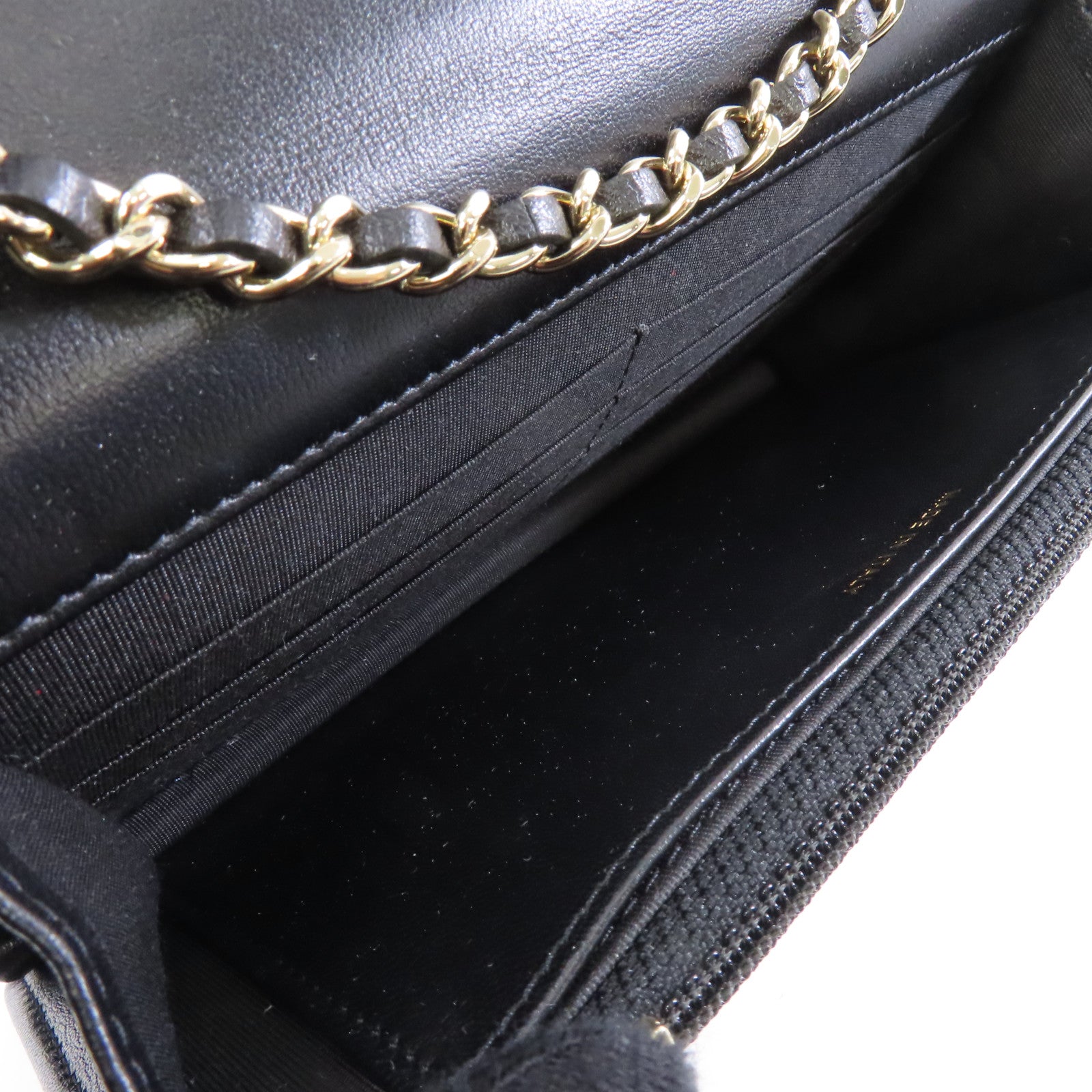 CHANEL 菱格羊皮皮革Trendy CC Wallet On Chain金扣鏈帶肩背袋黑色