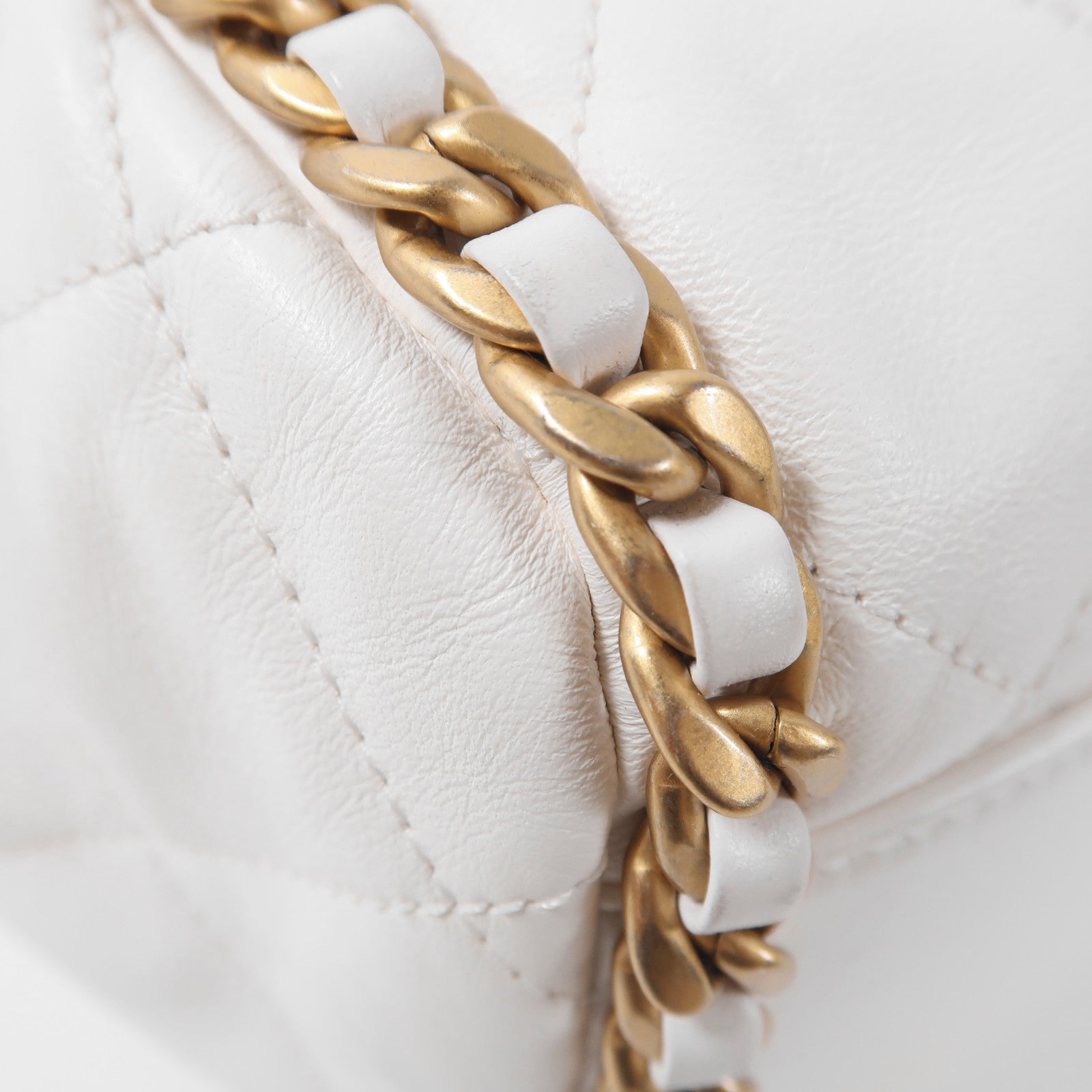 CHANEL 牛皮皮革Chain Shoulder金扣手挽肩背兩用袋