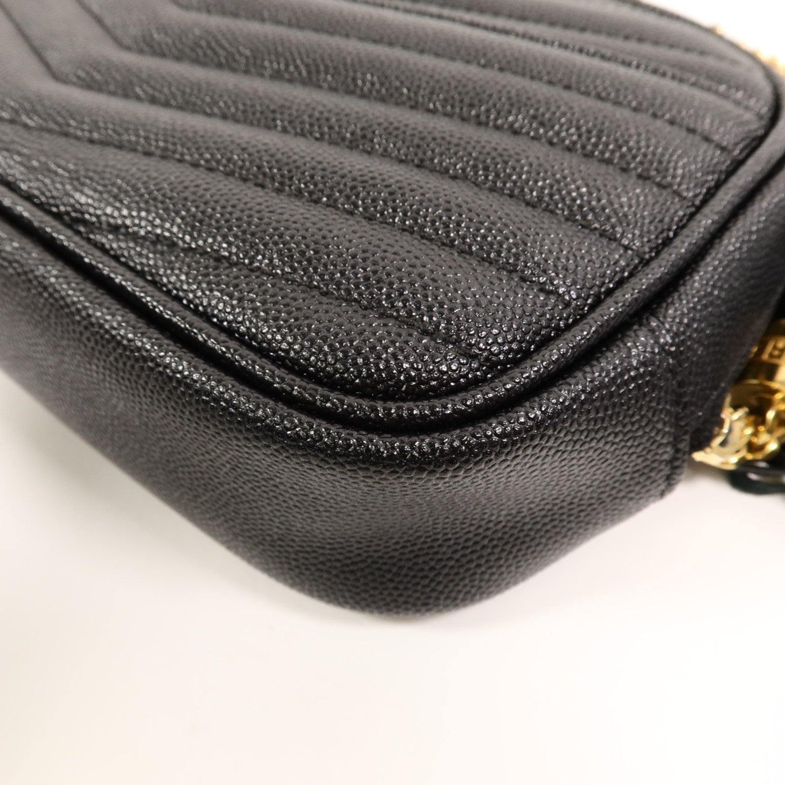 YVES SAINT LAURENT 牛皮皮革Lou Mini鏈帶肩背袋