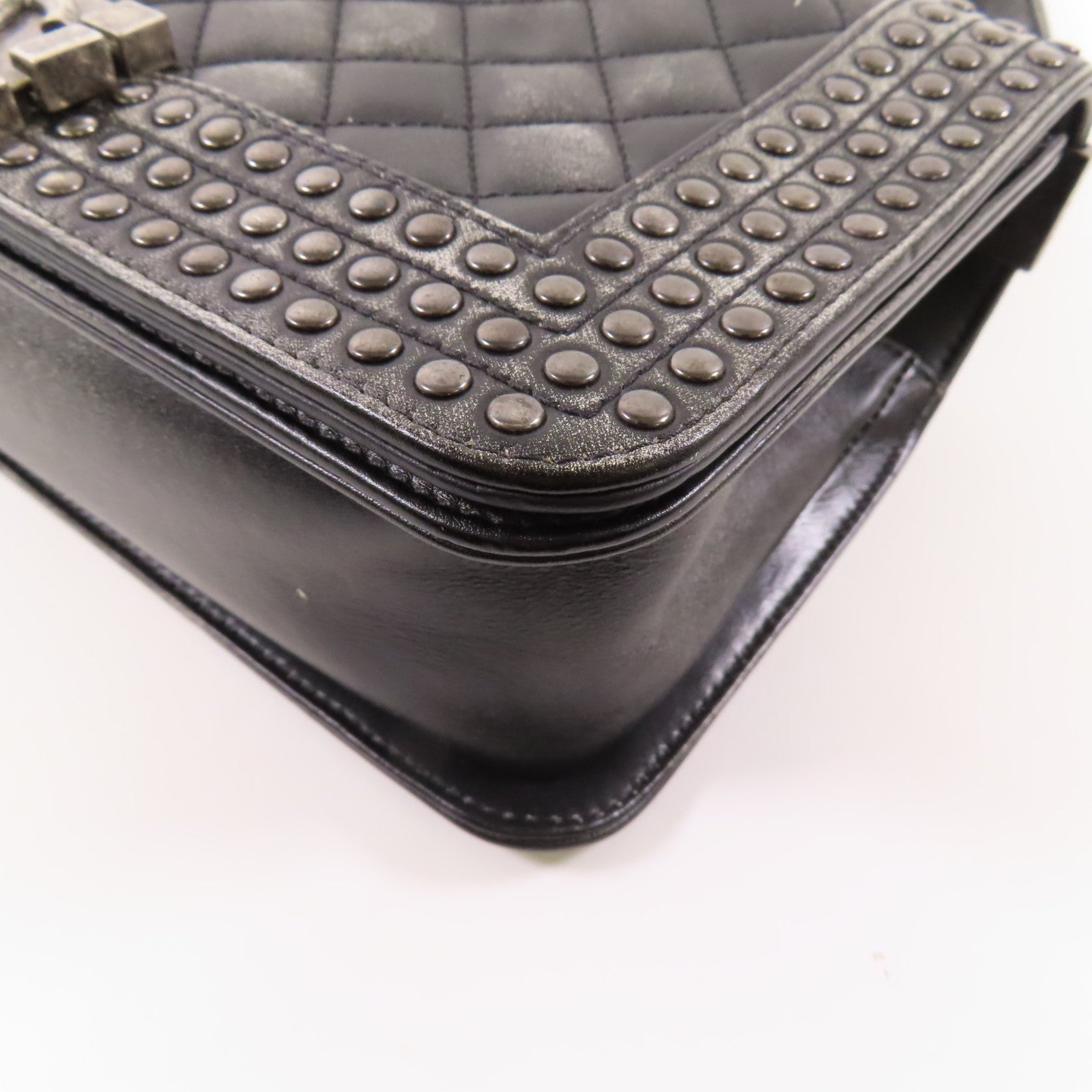 CHANEL 【激減優惠】牛皮皮革Boy 25銀扣鏈帶肩背袋