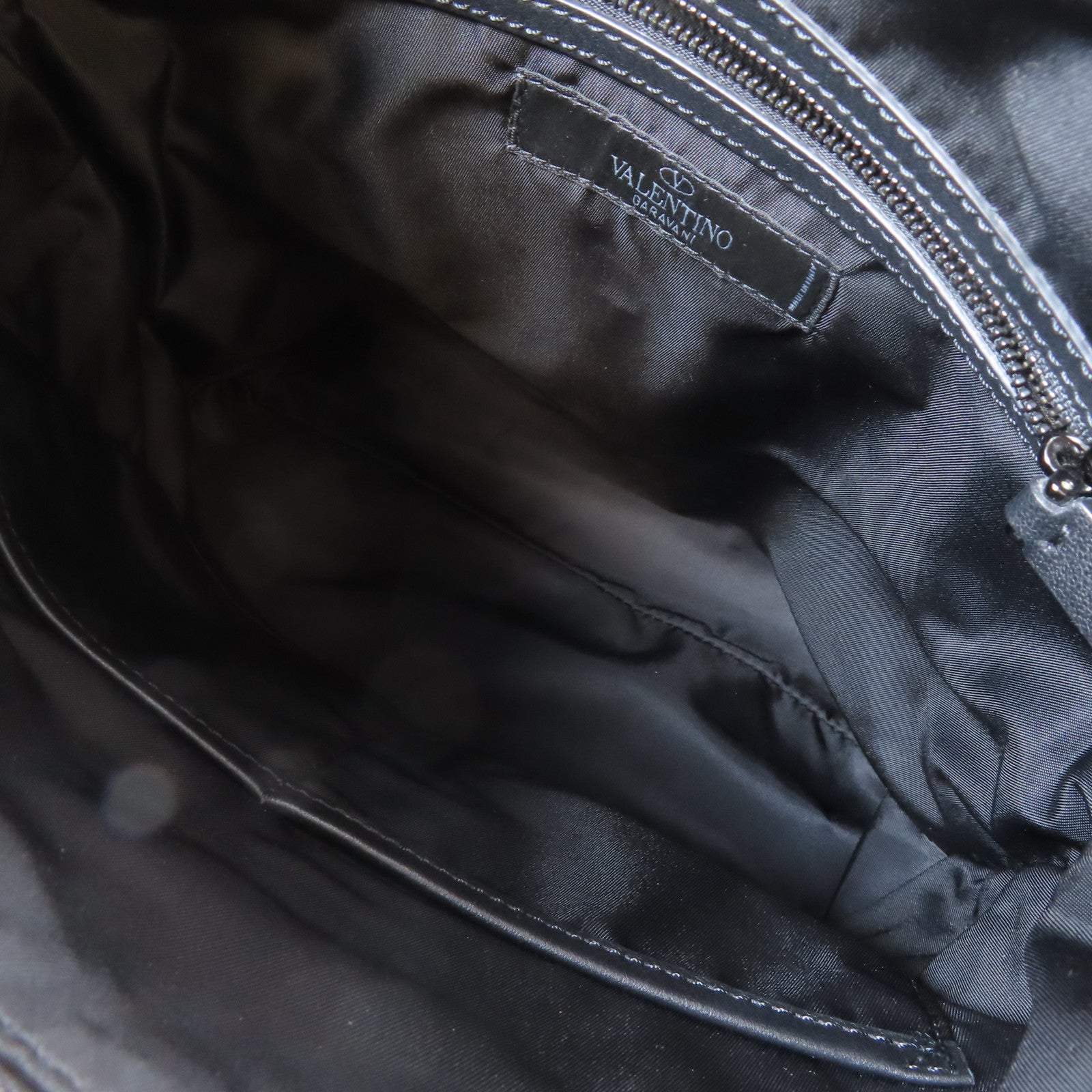Valentino 尼龍Shoulder Bag銀扣肩背袋黑色