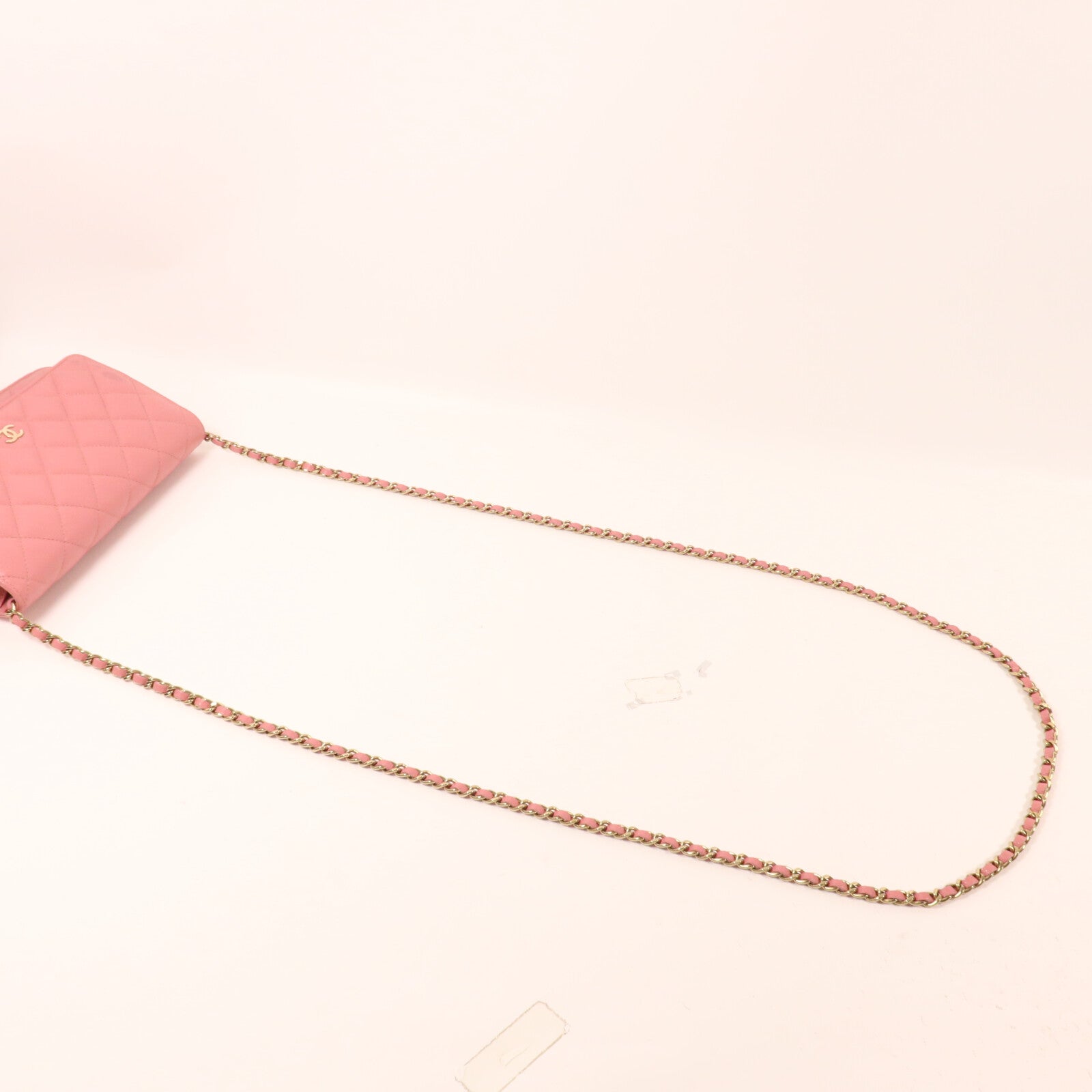 CHANEL 牛皮皮革WOC Wallet On Chain鏈帶肩背袋