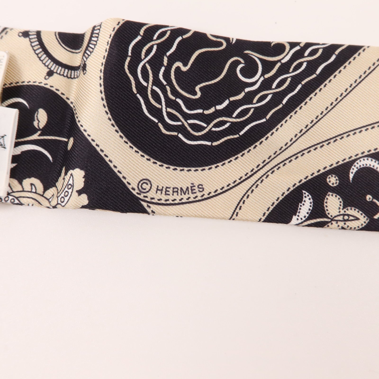 HERMES 絲質Twilly絲巾