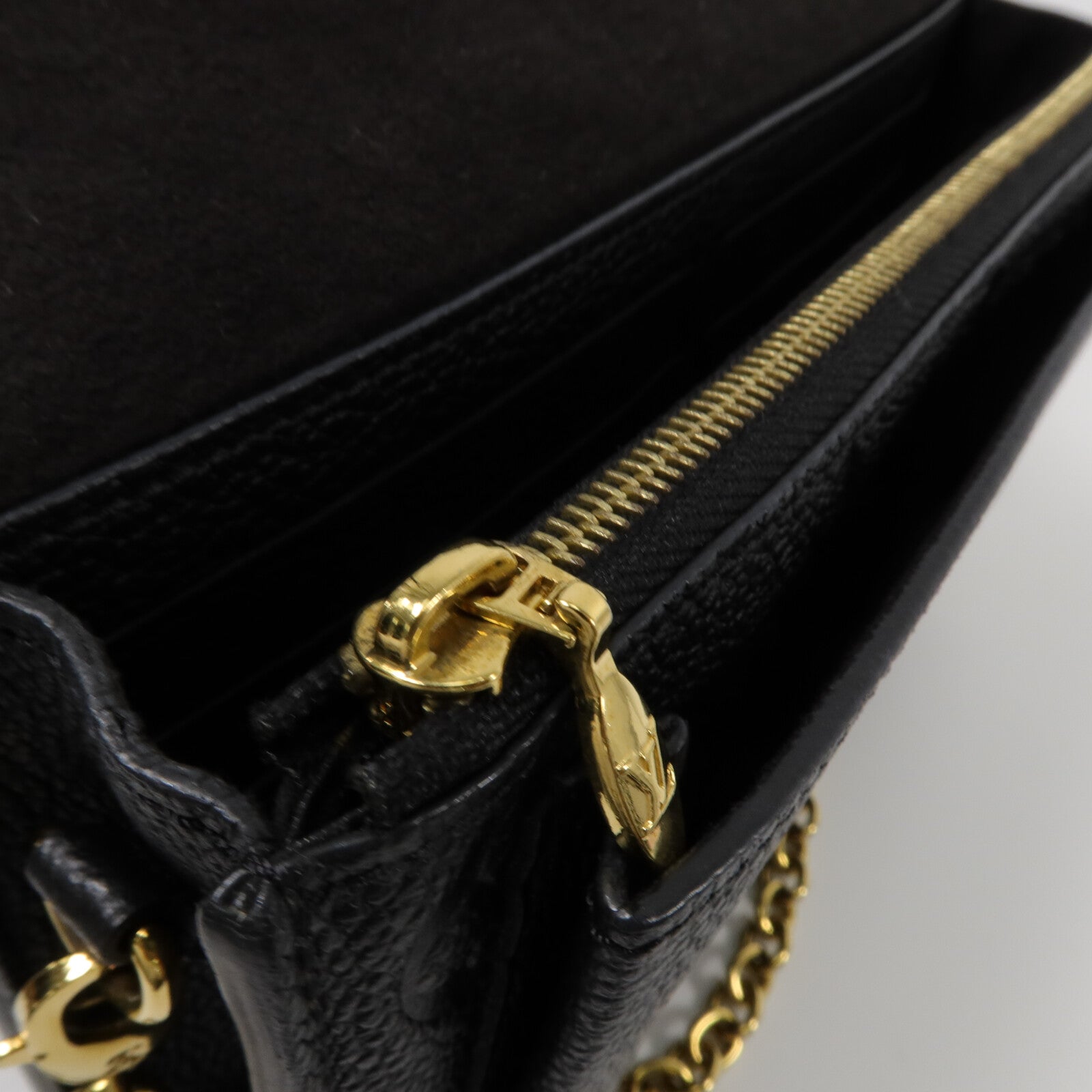 LOUIS VUITTON Monogram Empreinte Vavin鏈帶肩背袋