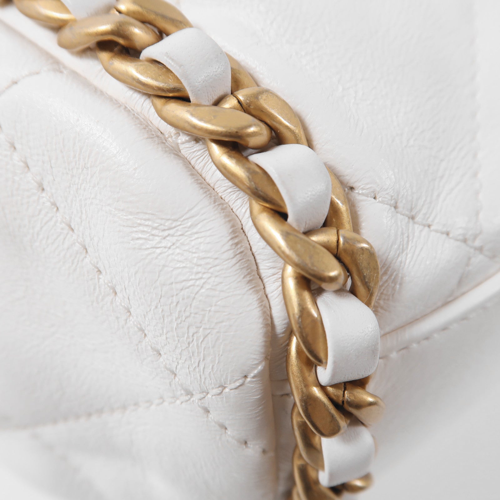 CHANEL 牛皮皮革Chain Shoulder金扣手挽肩背兩用袋