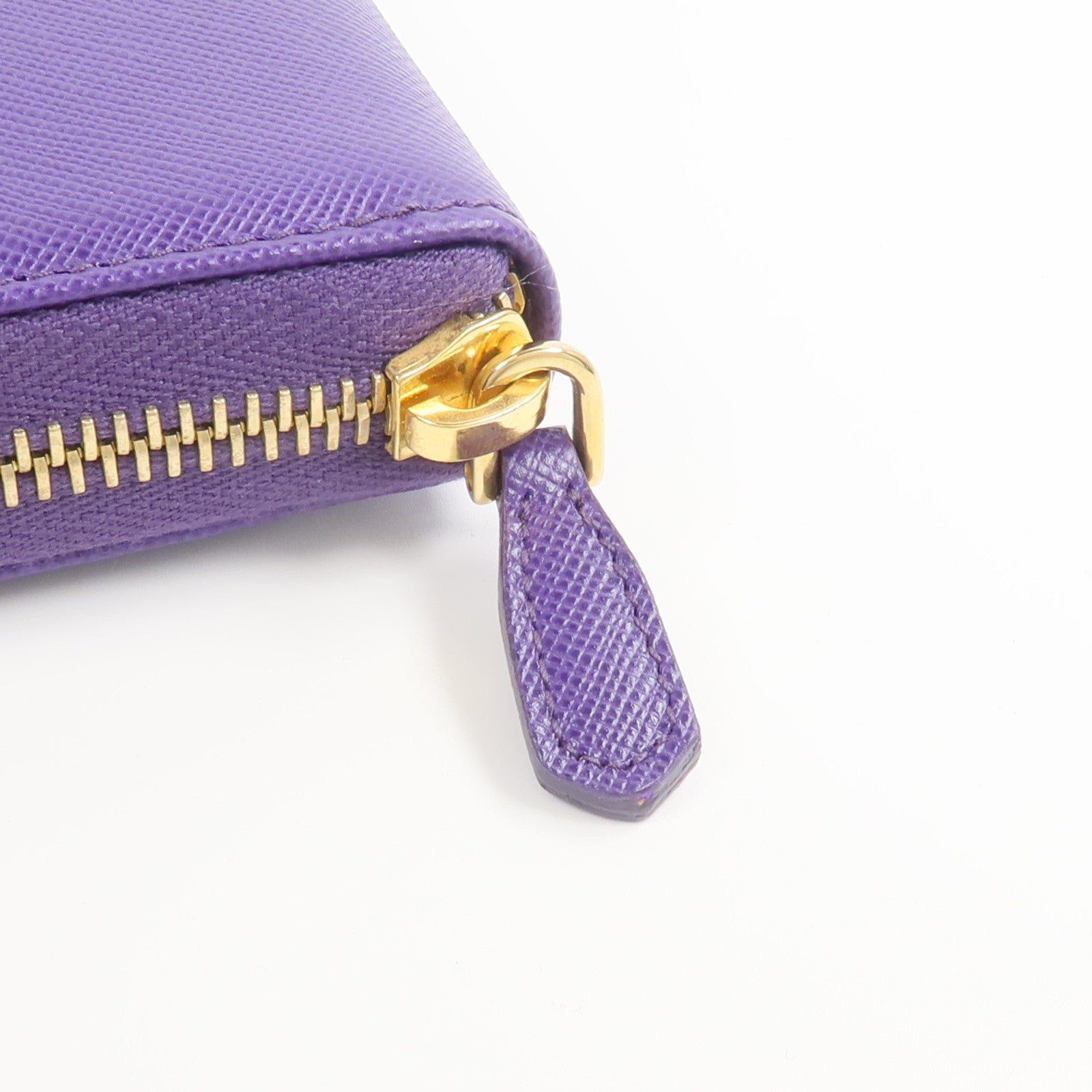 PRADA Saffiano皮革Zip Around Long Wallet長錢包