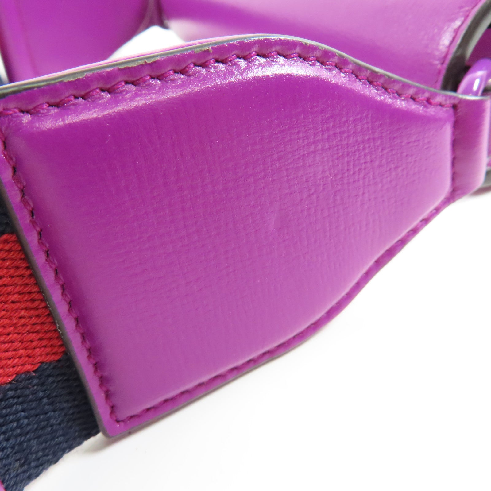 GUCCI 牛皮皮革Horsebit 1955金扣肩背袋