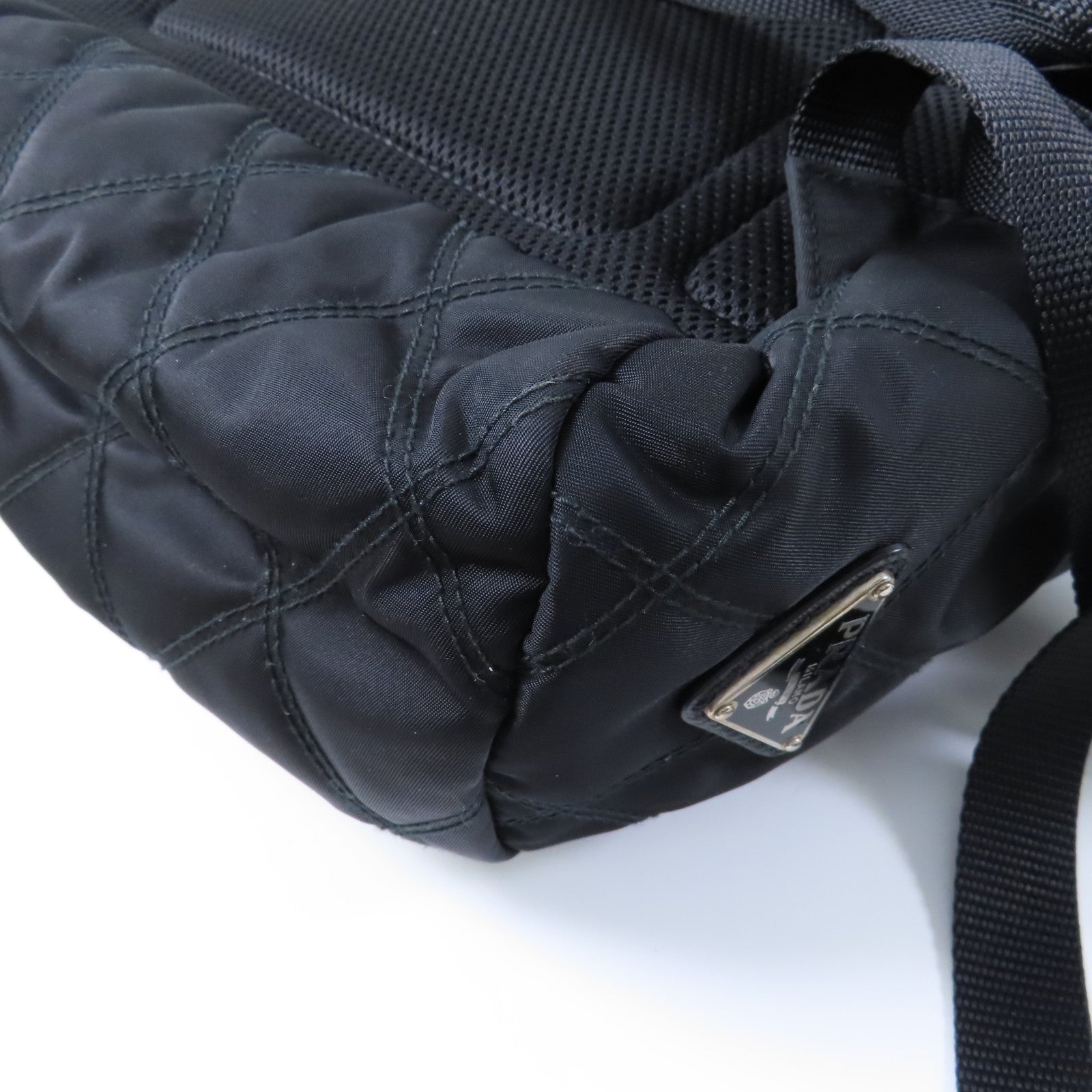 PRADA 尼龍Backpack銀扣背包