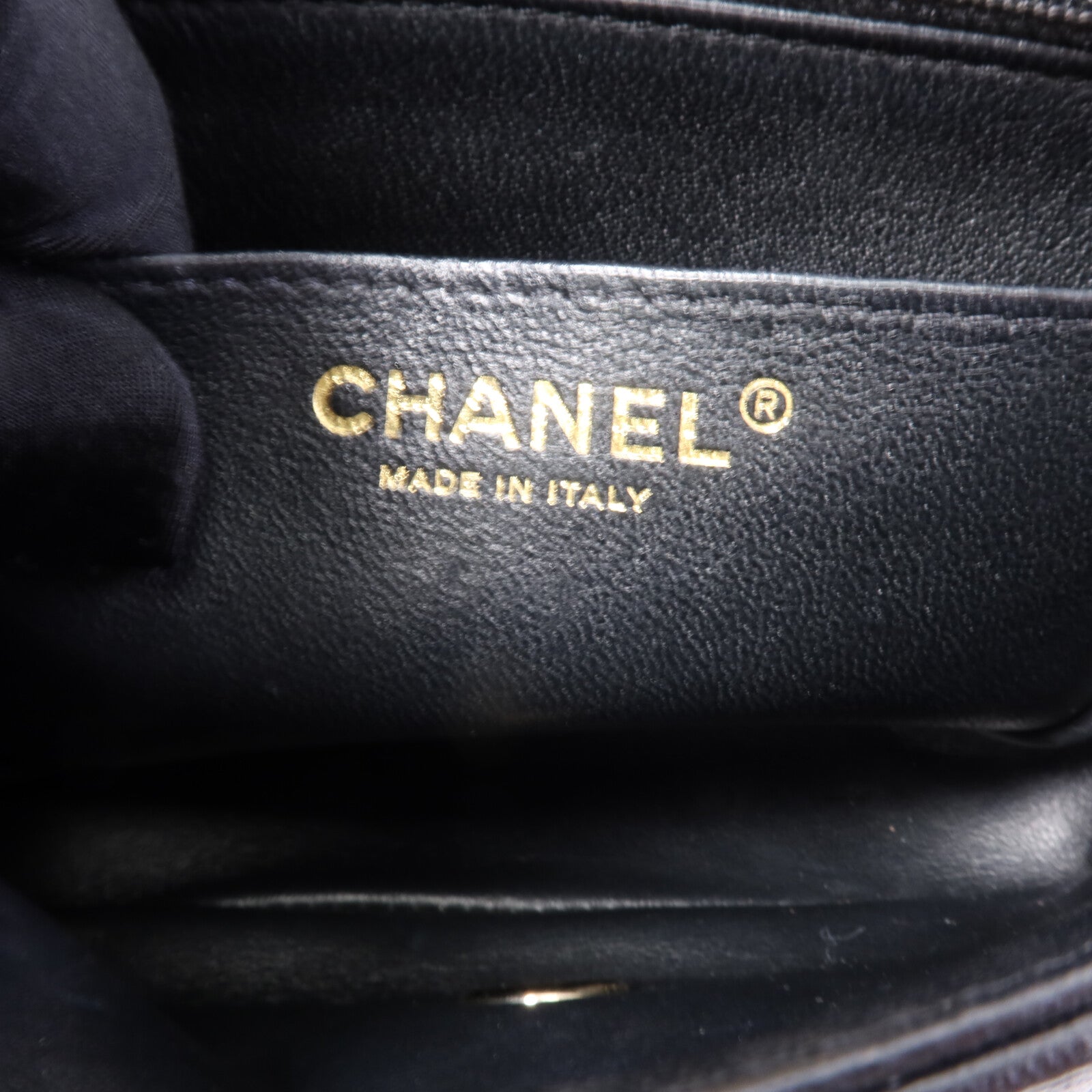 CHANEL 羊皮皮革Mini Classic 17鏈帶肩背袋