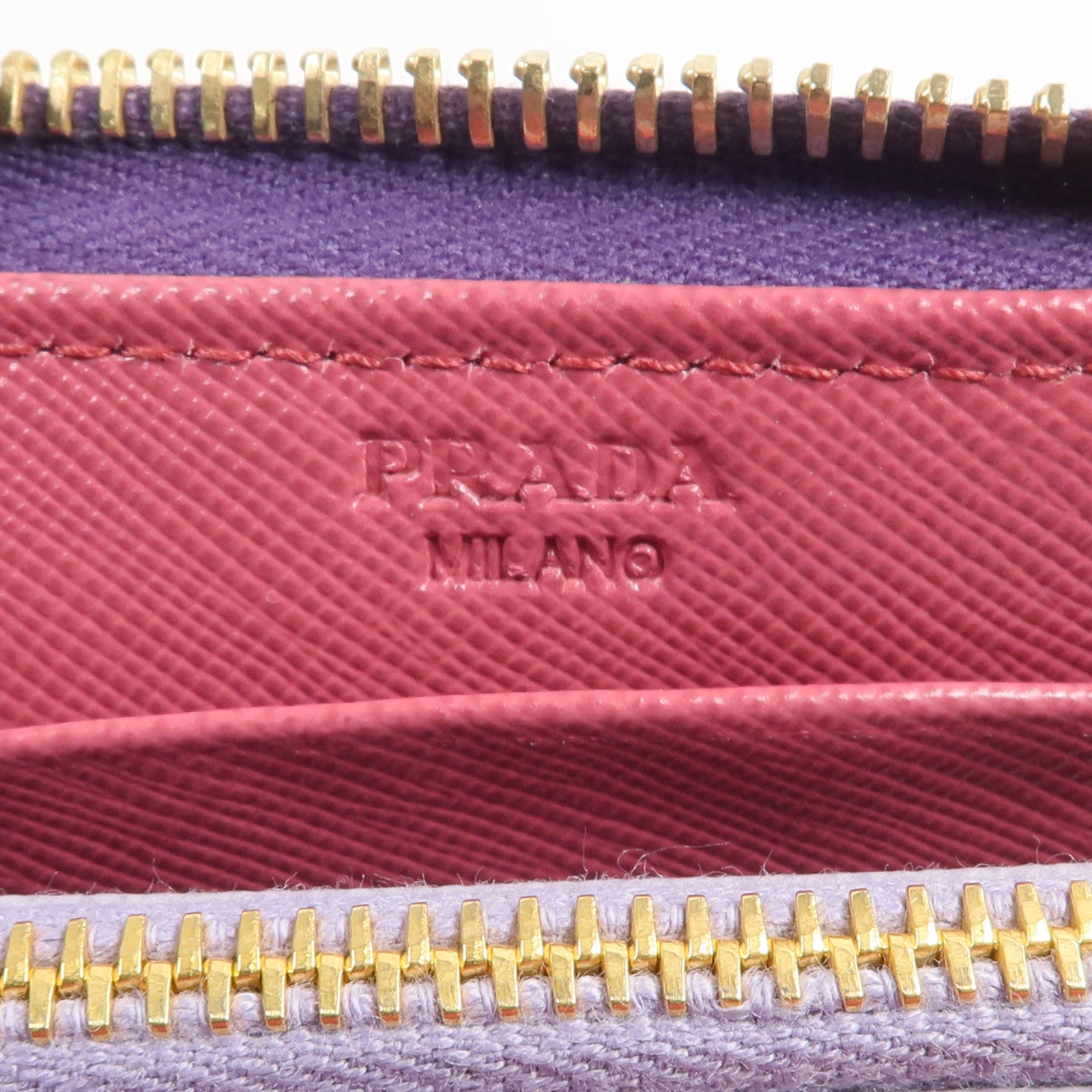 PRADA Saffiano皮革Zip Around Long Wallet長錢包