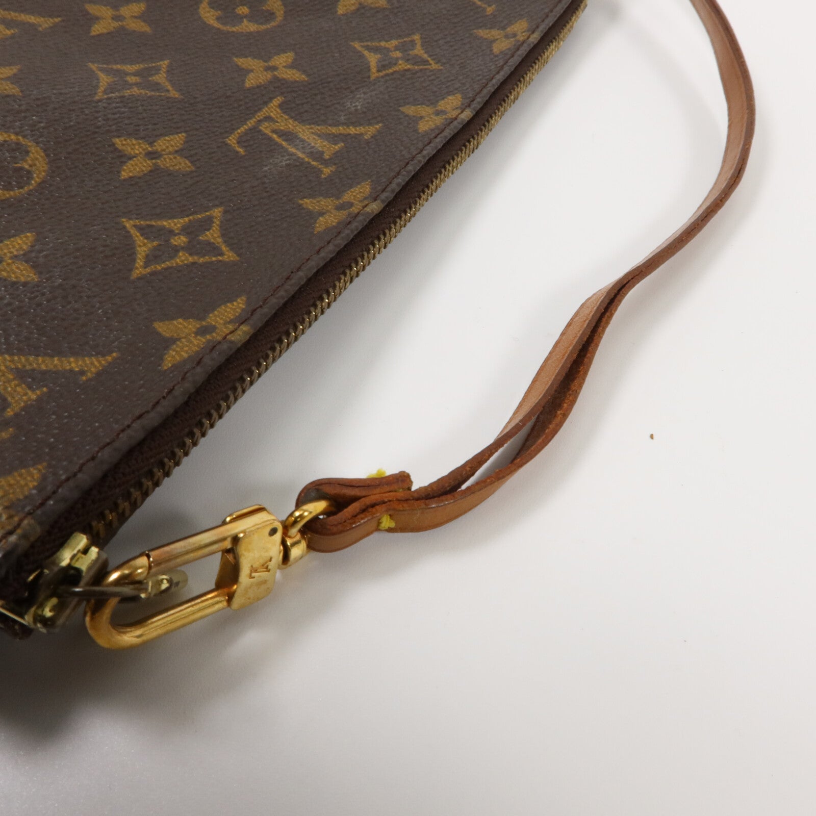 LOUIS VUITTON Monogram Pochette Accessoires手挽袋