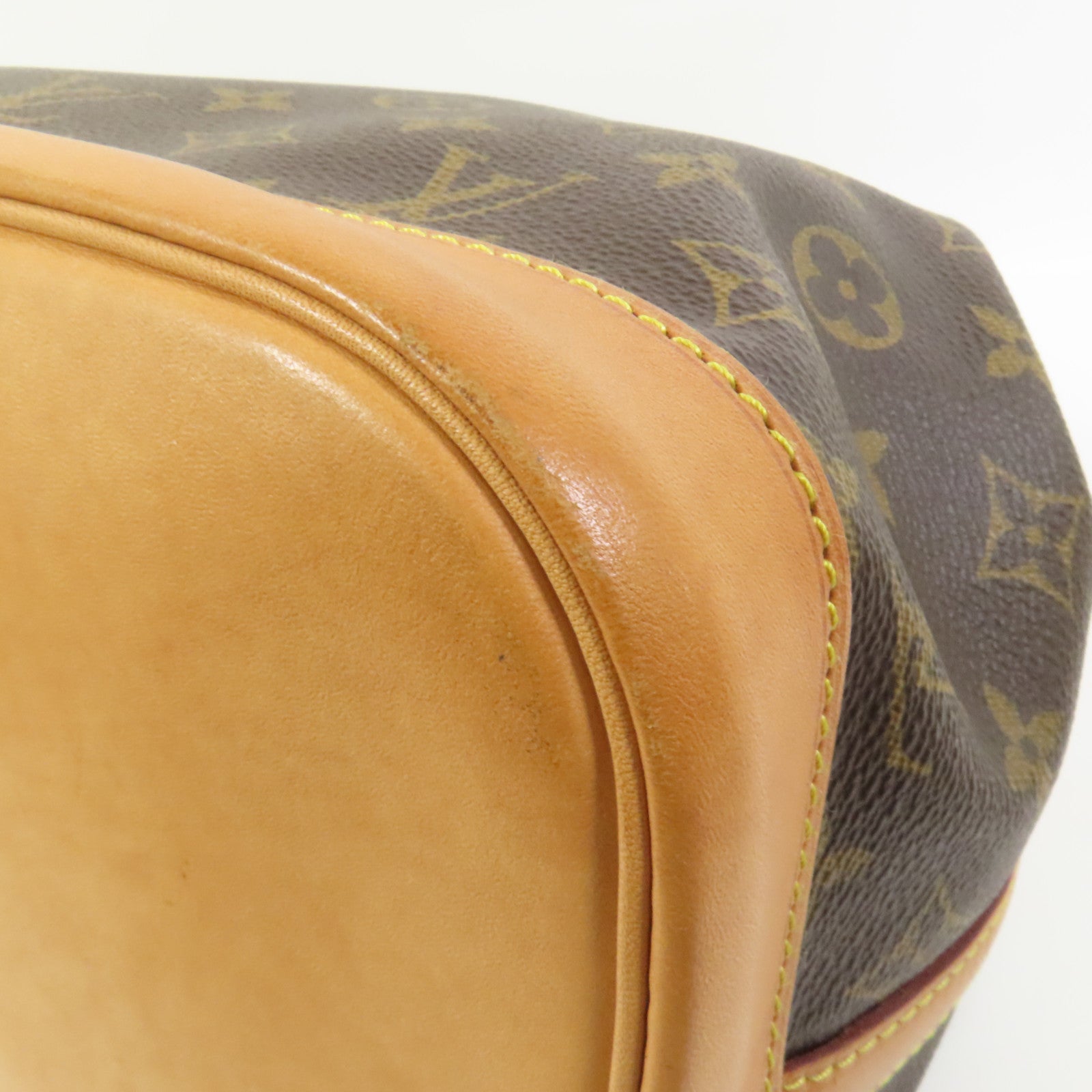 LOUIS VUITTON Monogram Petit Noe金扣肩背袋