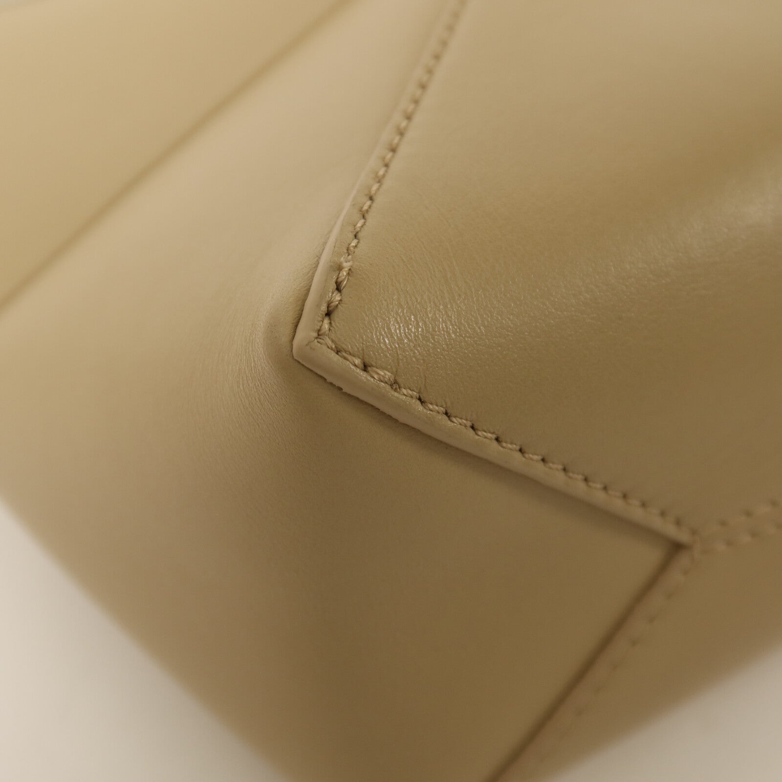 LOEWE 牛皮皮革Puzzle Fold Mini金扣手挽肩背兩用袋