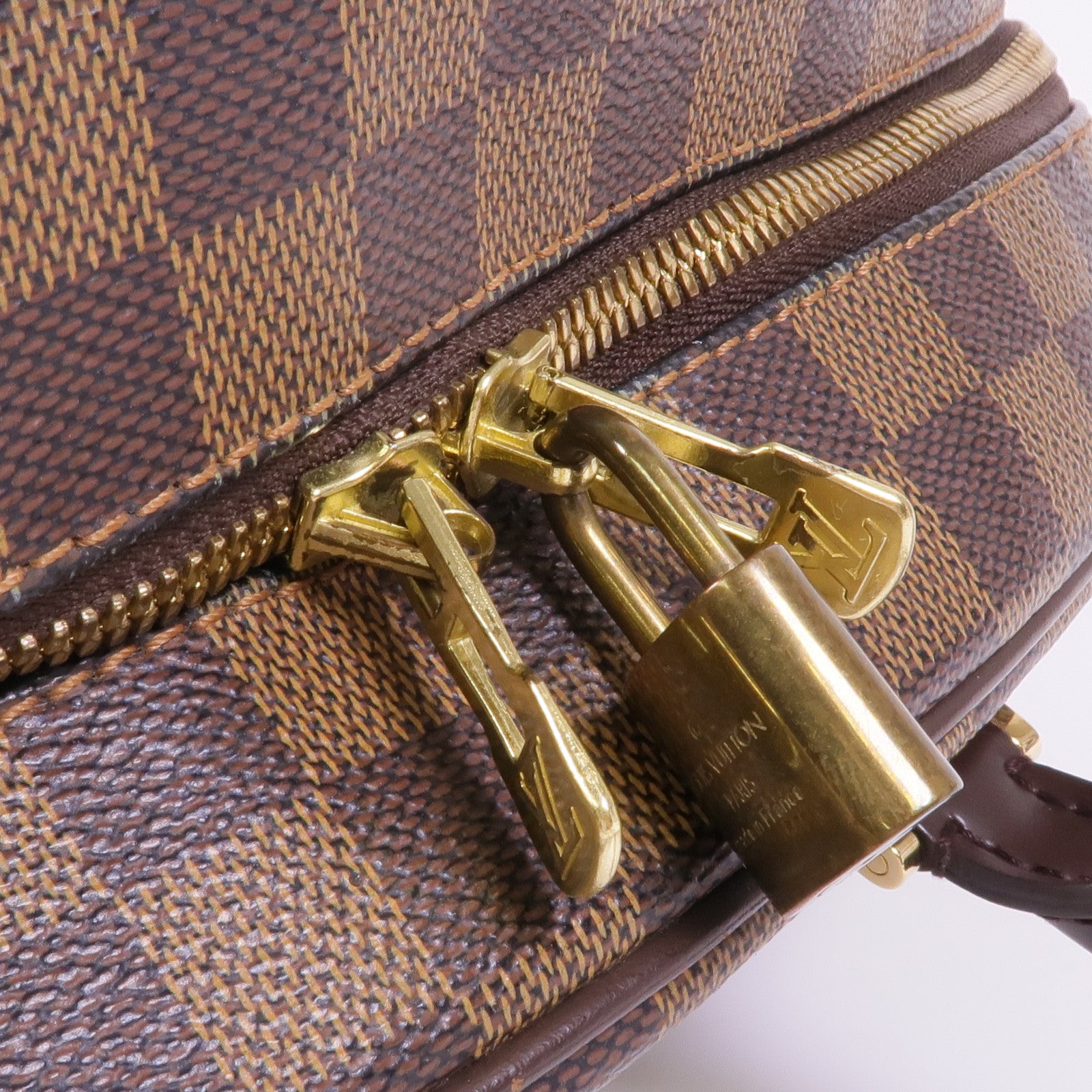 LOUIS VUITTON Damier Nolita 24金扣手挽袋