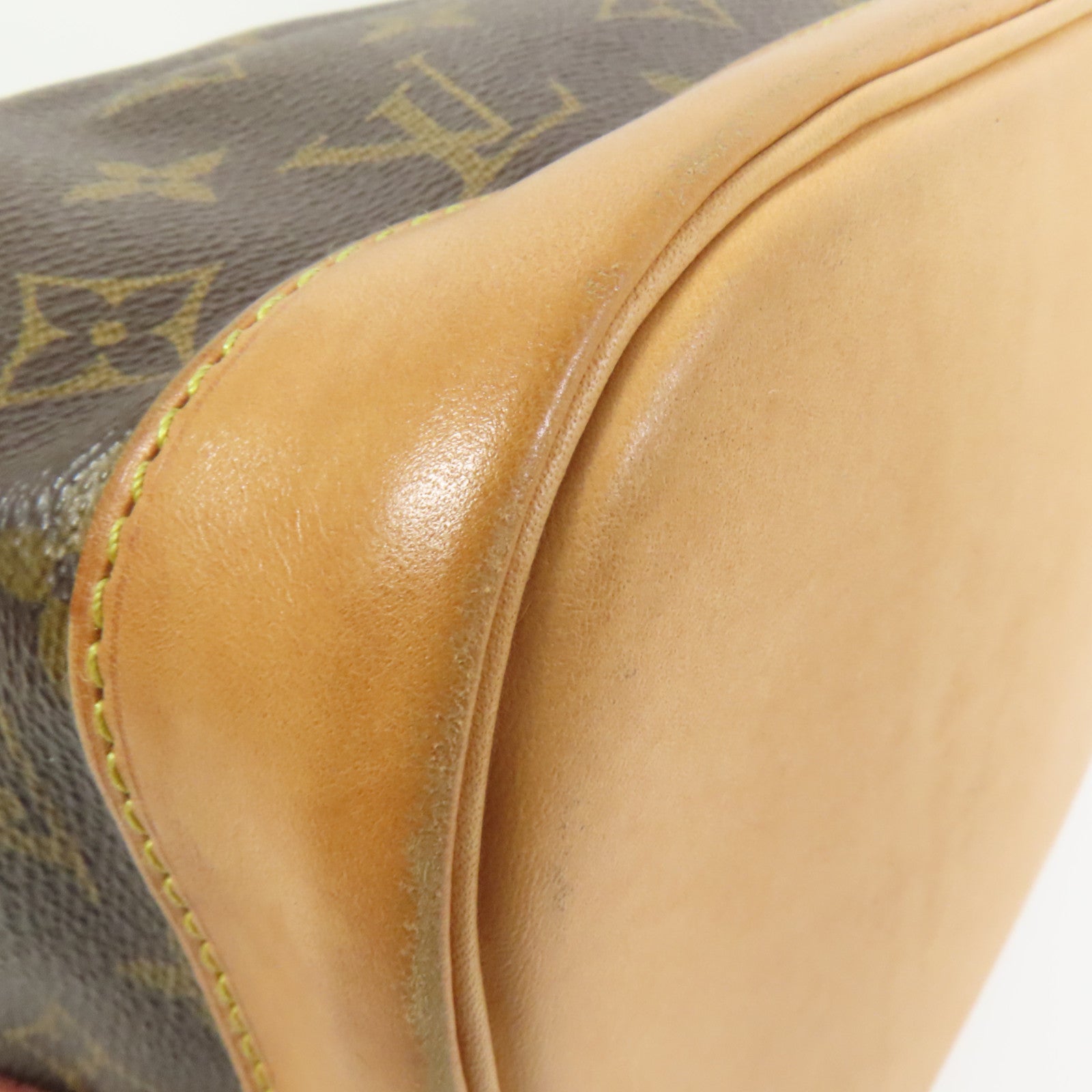 LOUIS VUITTON Monogram Petit Noe金扣肩背袋