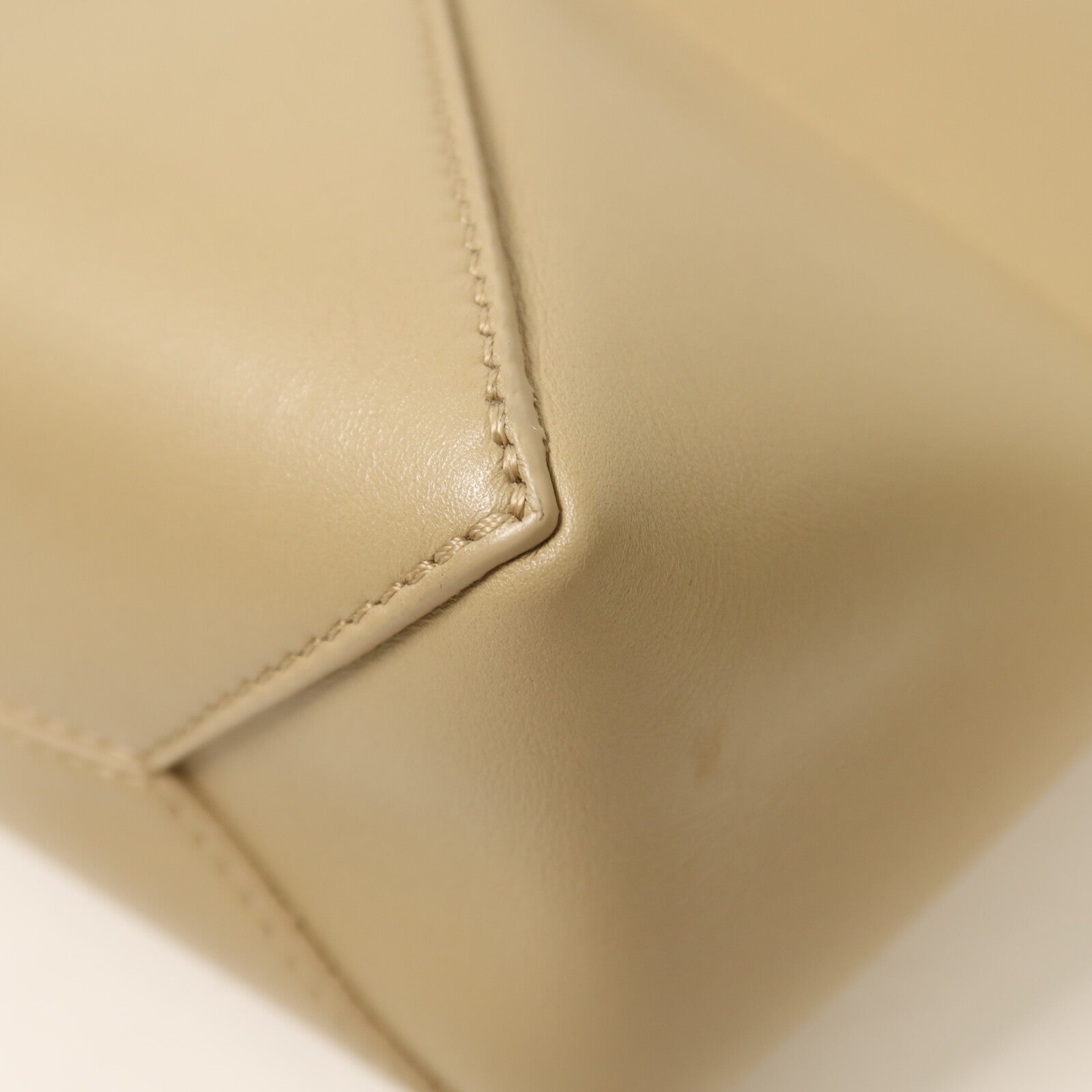 LOEWE 牛皮皮革Puzzle Fold Mini金扣手挽肩背兩用袋