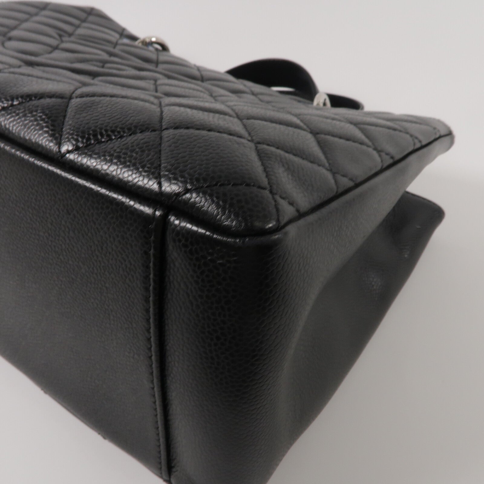 CHANEL 牛皮皮革GST Grand Shopping Tote Bag鏈帶肩背袋