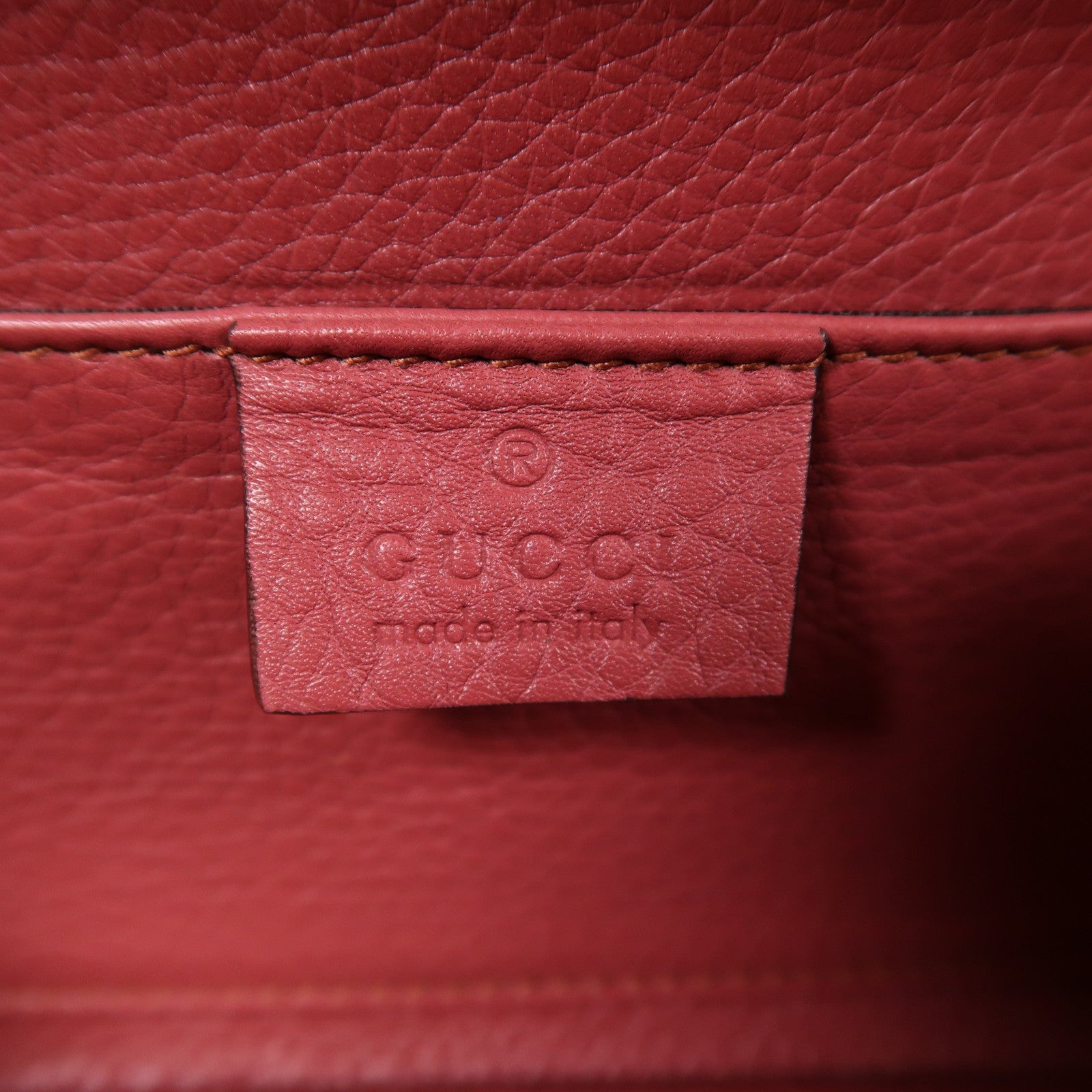 GUCCI 牛皮皮革Chain Shoulder金扣鏈帶肩背袋