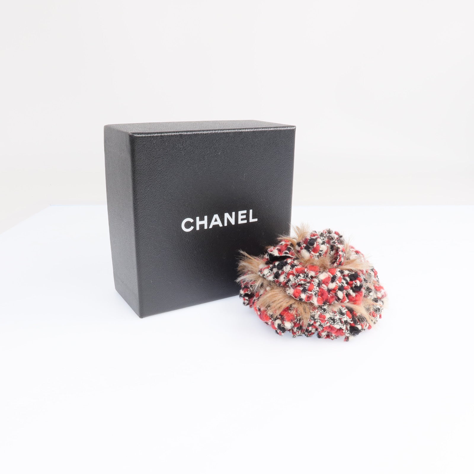 CHANEL 棉質Brooch胸針