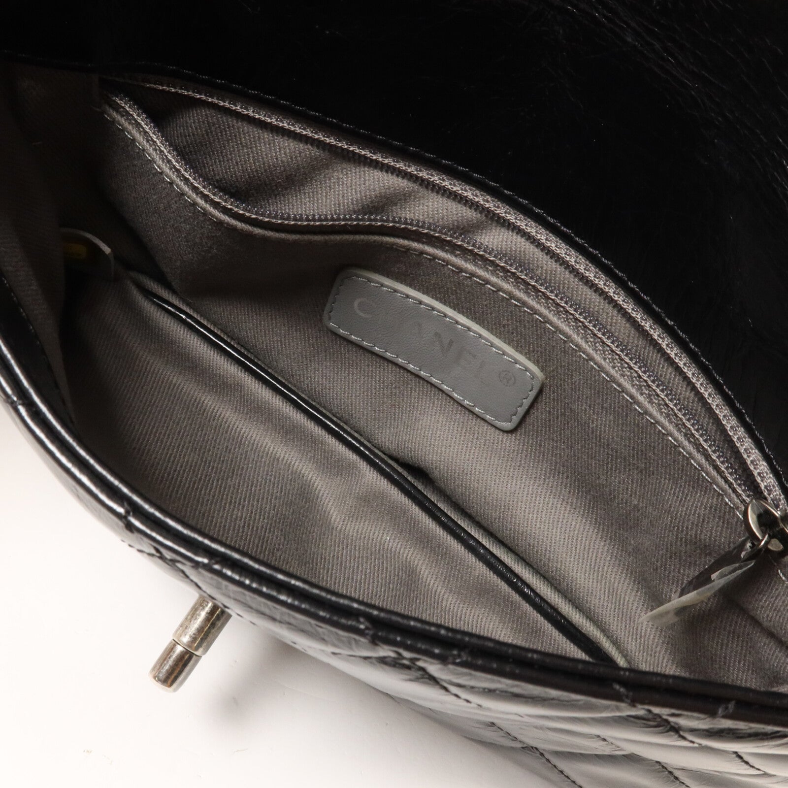 CHANEL 牛皮皮革Chain Shoulder鏈帶肩背袋