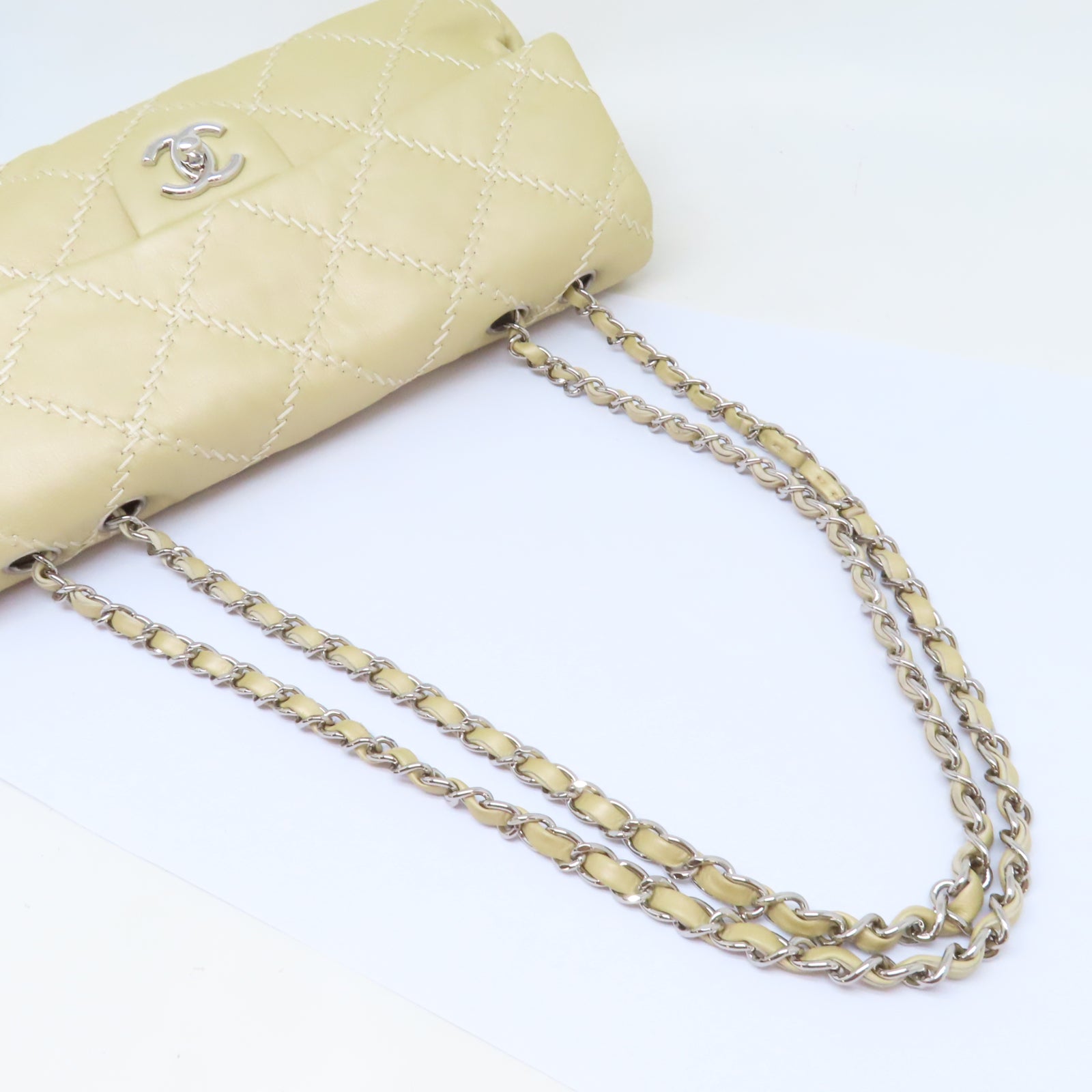 CHANEL 菱格羊皮皮革Chain Shoulder銀扣鏈帶肩背袋金色