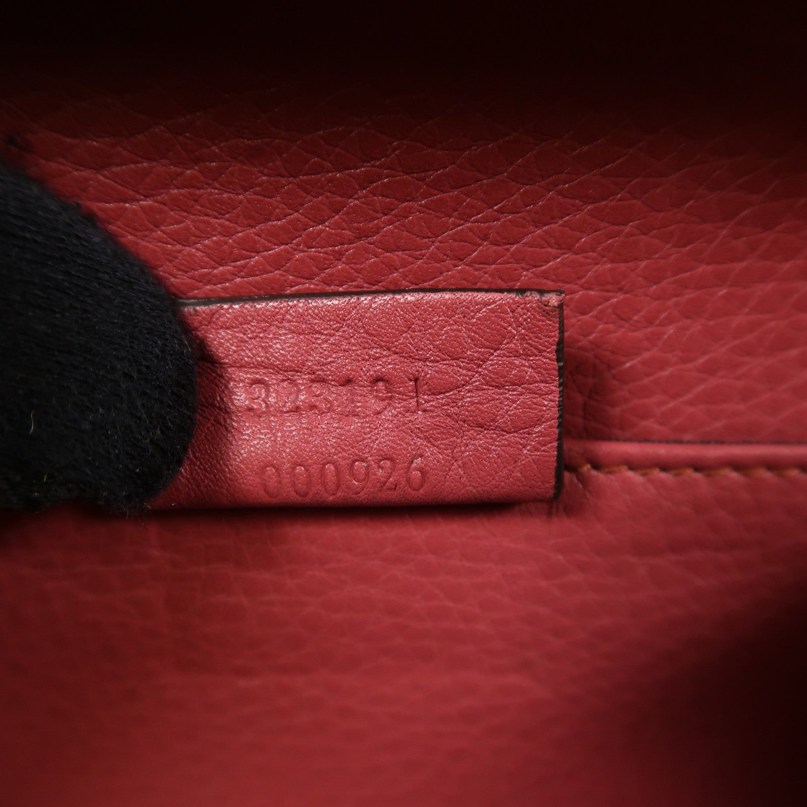 GUCCI 牛皮皮革Chain Shoulder金扣鏈帶肩背袋