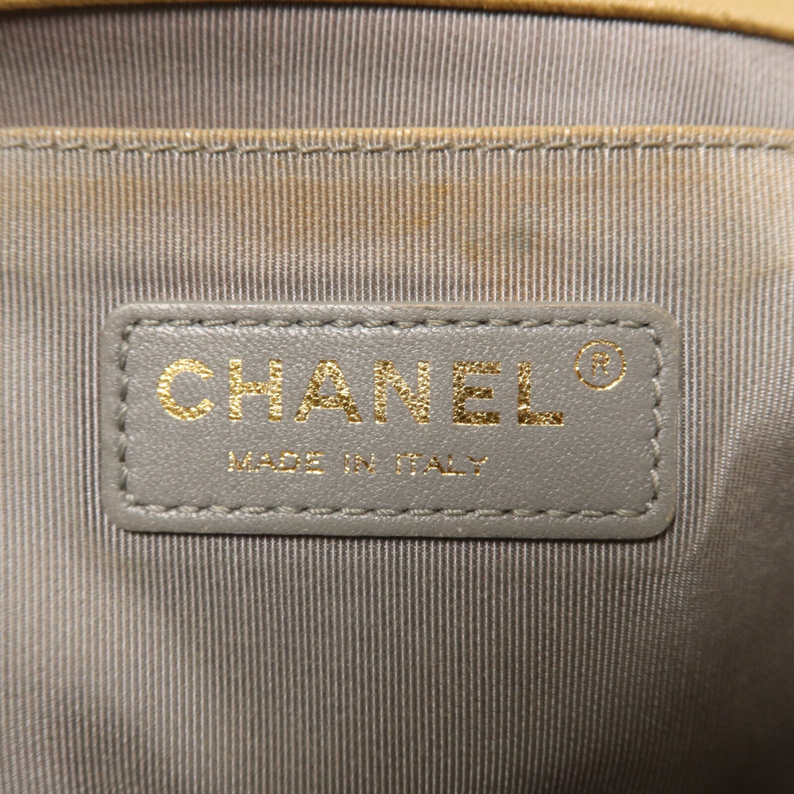 CHANEL 牛皮皮革Boy 25鏈帶肩背袋