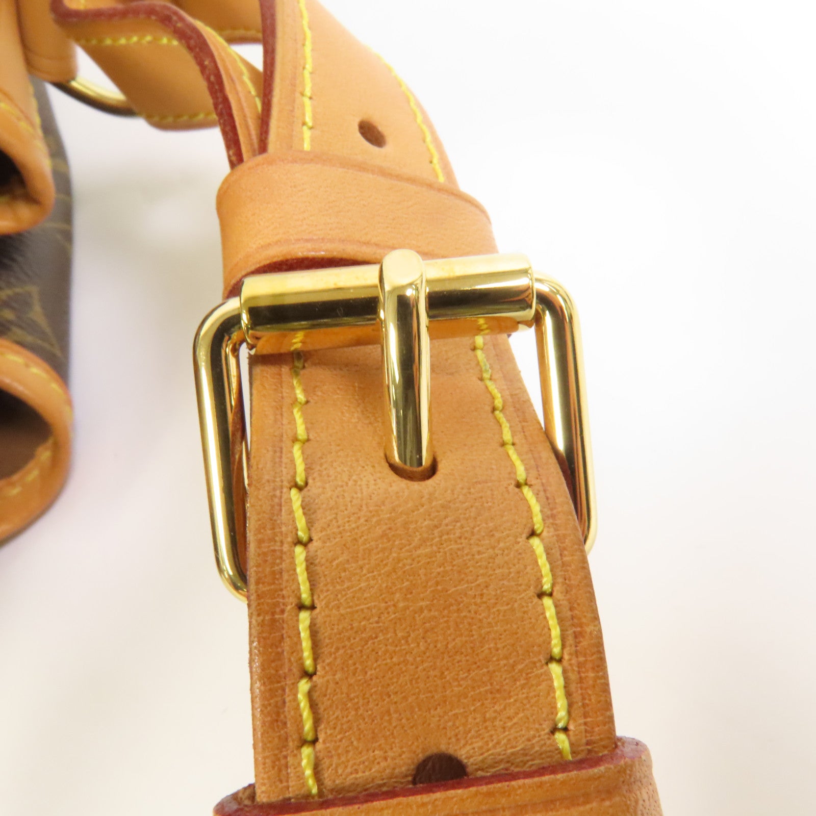 LOUIS VUITTON Monogram Petit Noe金扣肩背袋