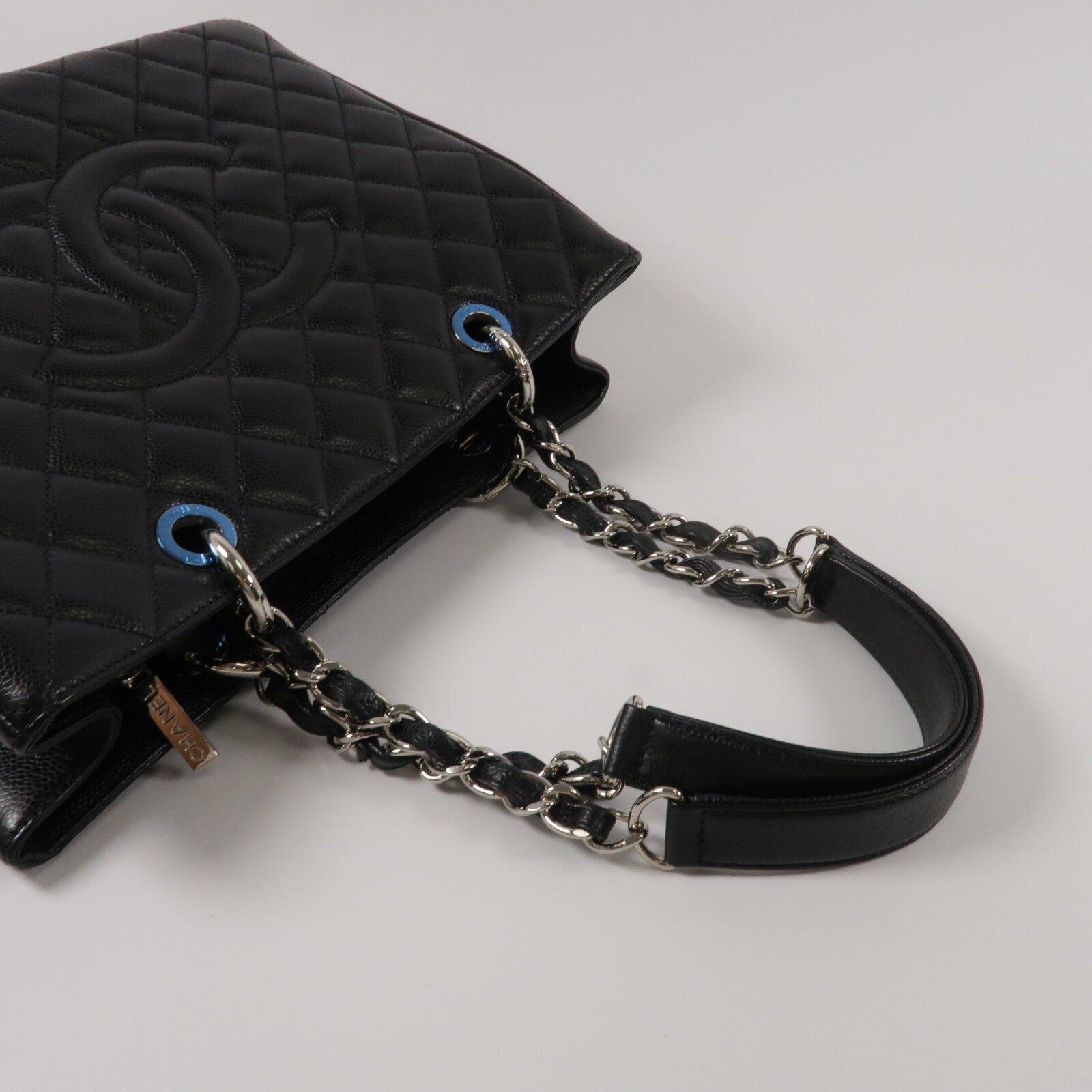 CHANEL 牛皮皮革GST Grand Shopping Tote Bag鏈帶肩背袋