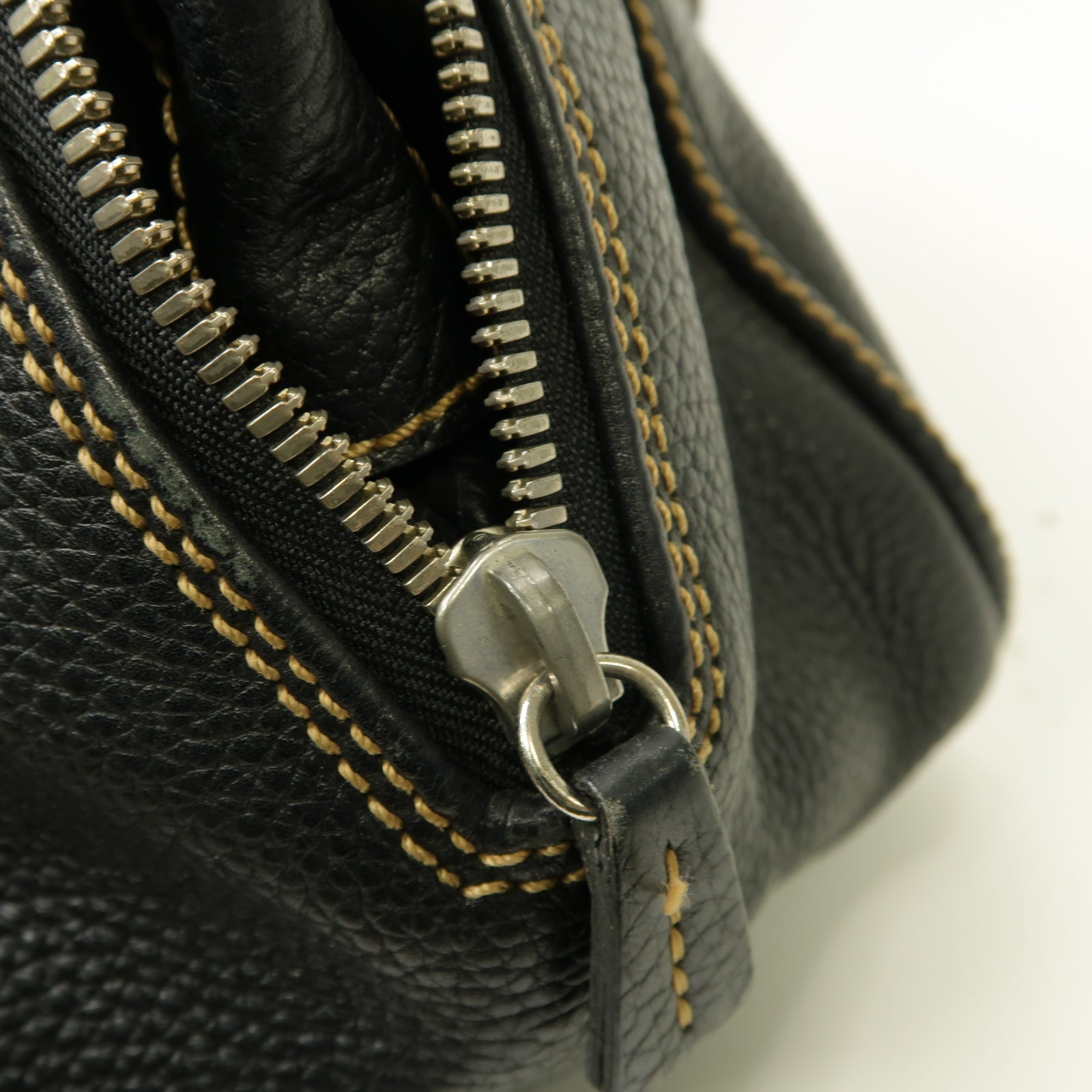 CHANEL 【激減優惠】牛皮皮革Boston Bag銀扣波士顿包黒色