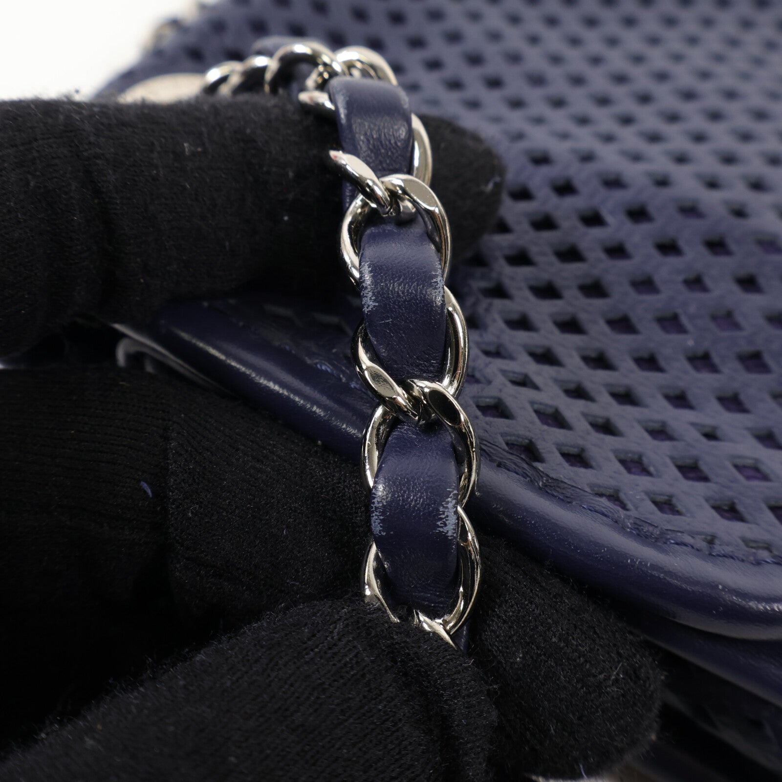 CHANEL 羊皮皮革Shoulder Bag銀扣肩背袋