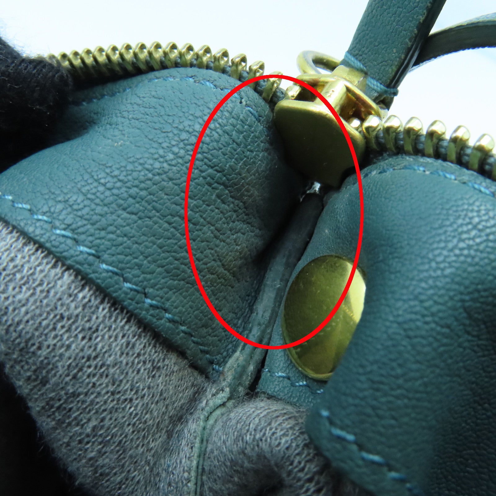 CELINE 牛皮皮革Shoulder Bag金扣肩背袋綠色