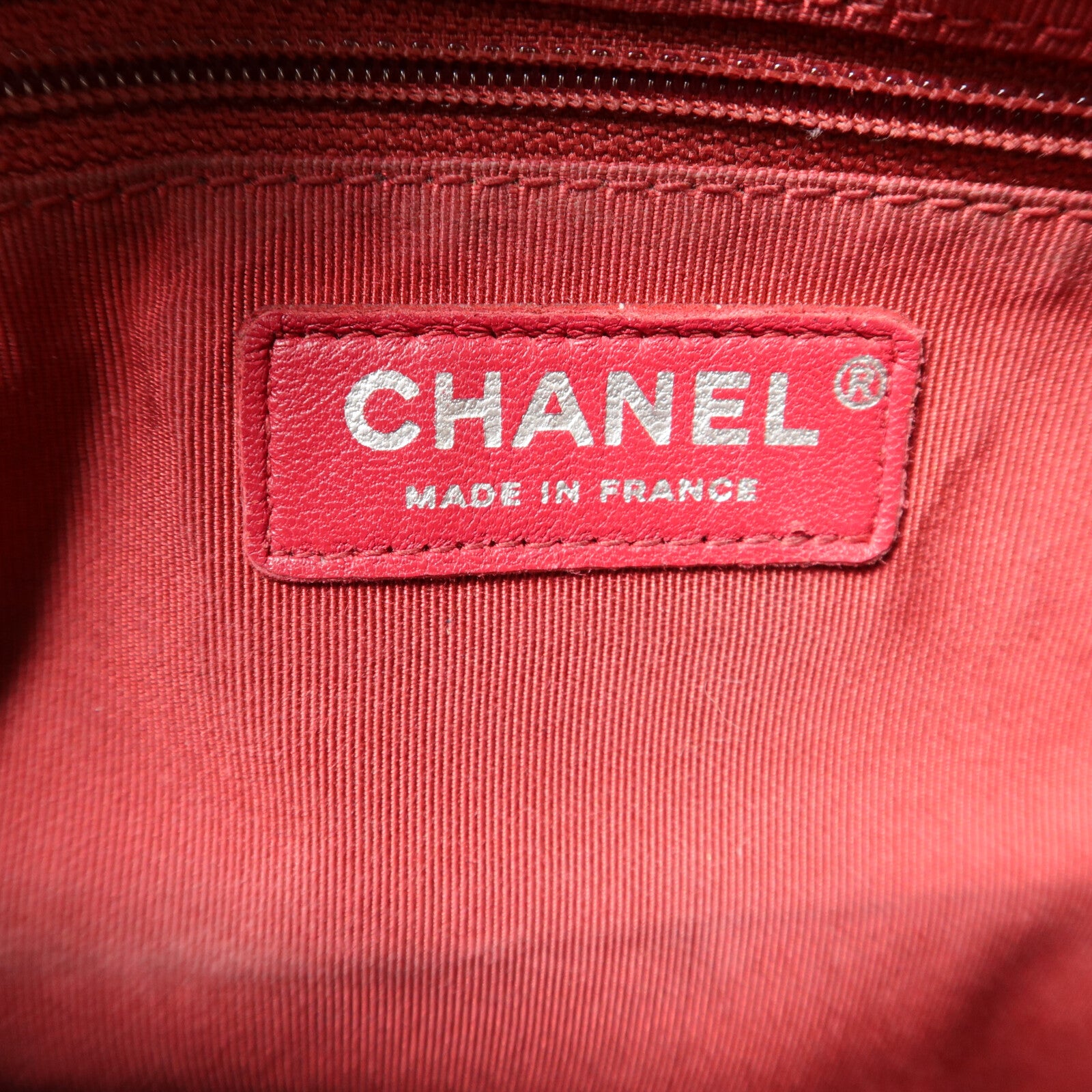 CHANEL 牛皮皮革Gabrielle Medium鏈帶手挽肩背兩用袋