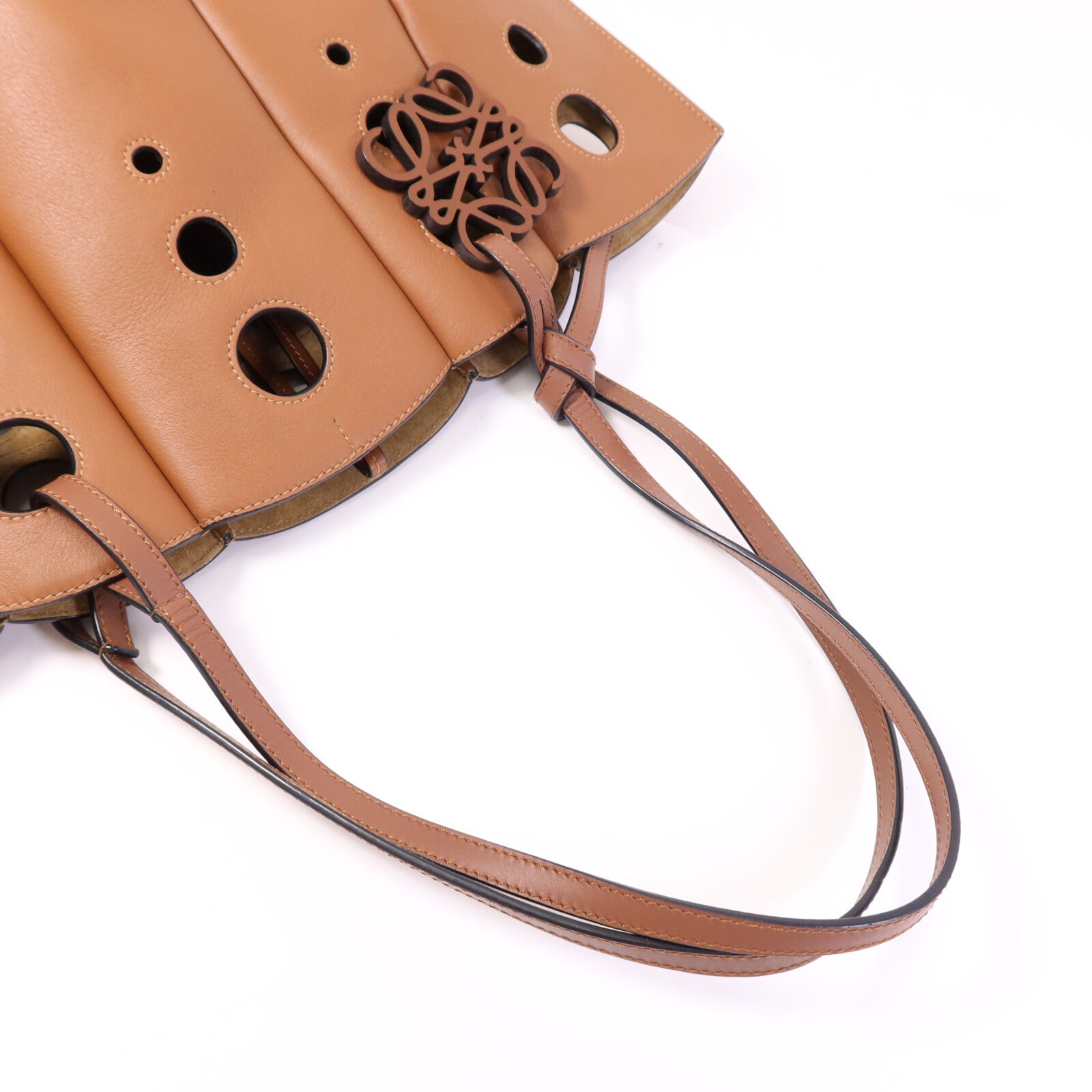 LOEWE 牛皮皮革Shell Tote肩背袋