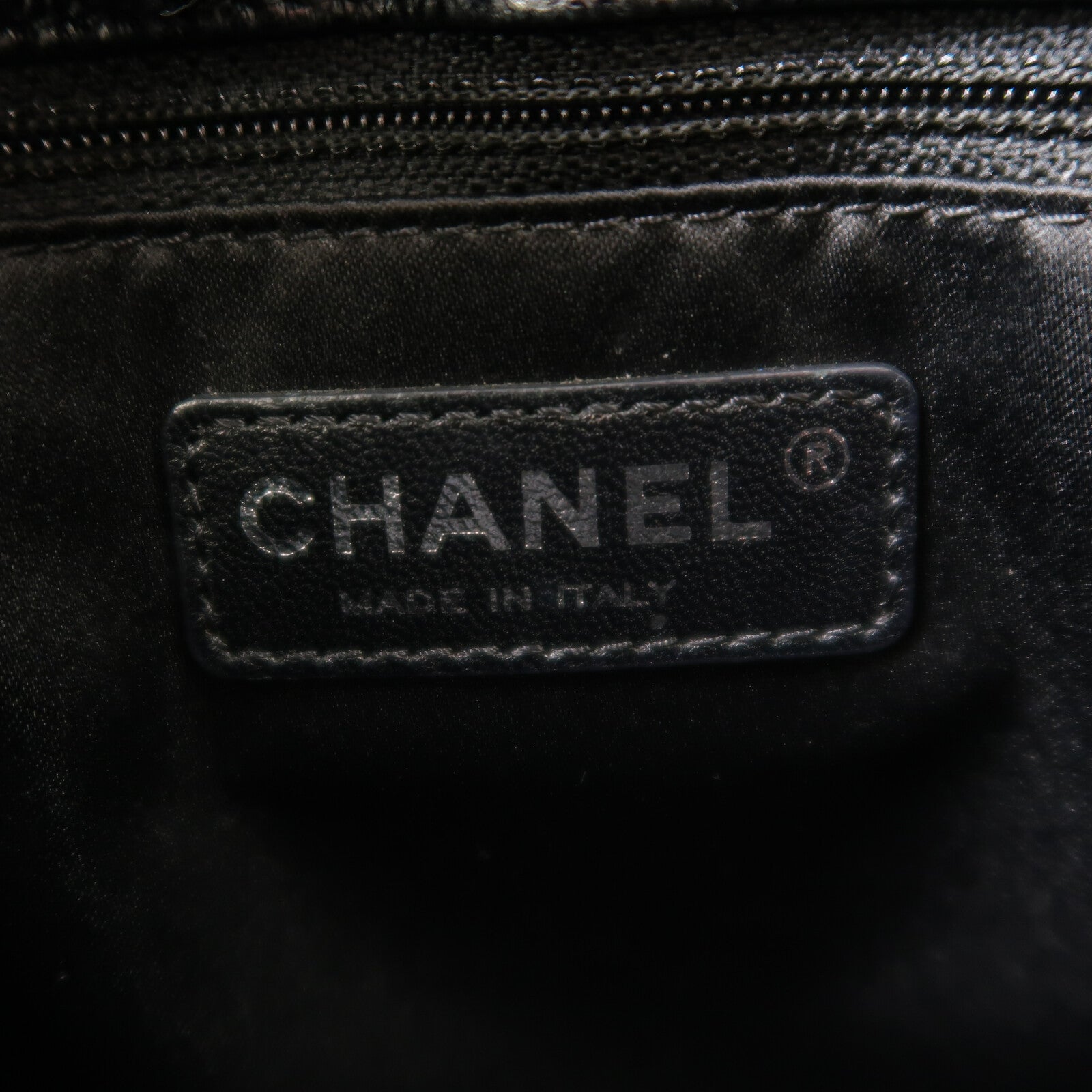 CHANEL 牛皮皮革GST Grand Shopping Tote Bag鏈帶肩背袋
