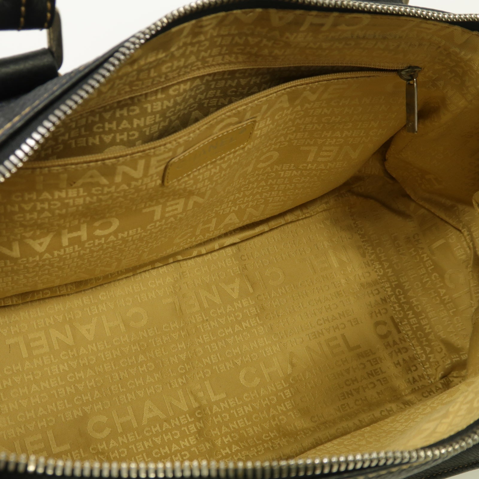 CHANEL 【激減優惠】牛皮皮革Boston Bag銀扣波士顿包黒色