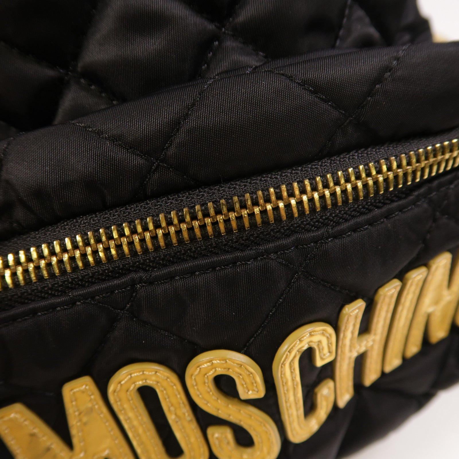 MOSCHINO 尼龍Backpack金扣背包
