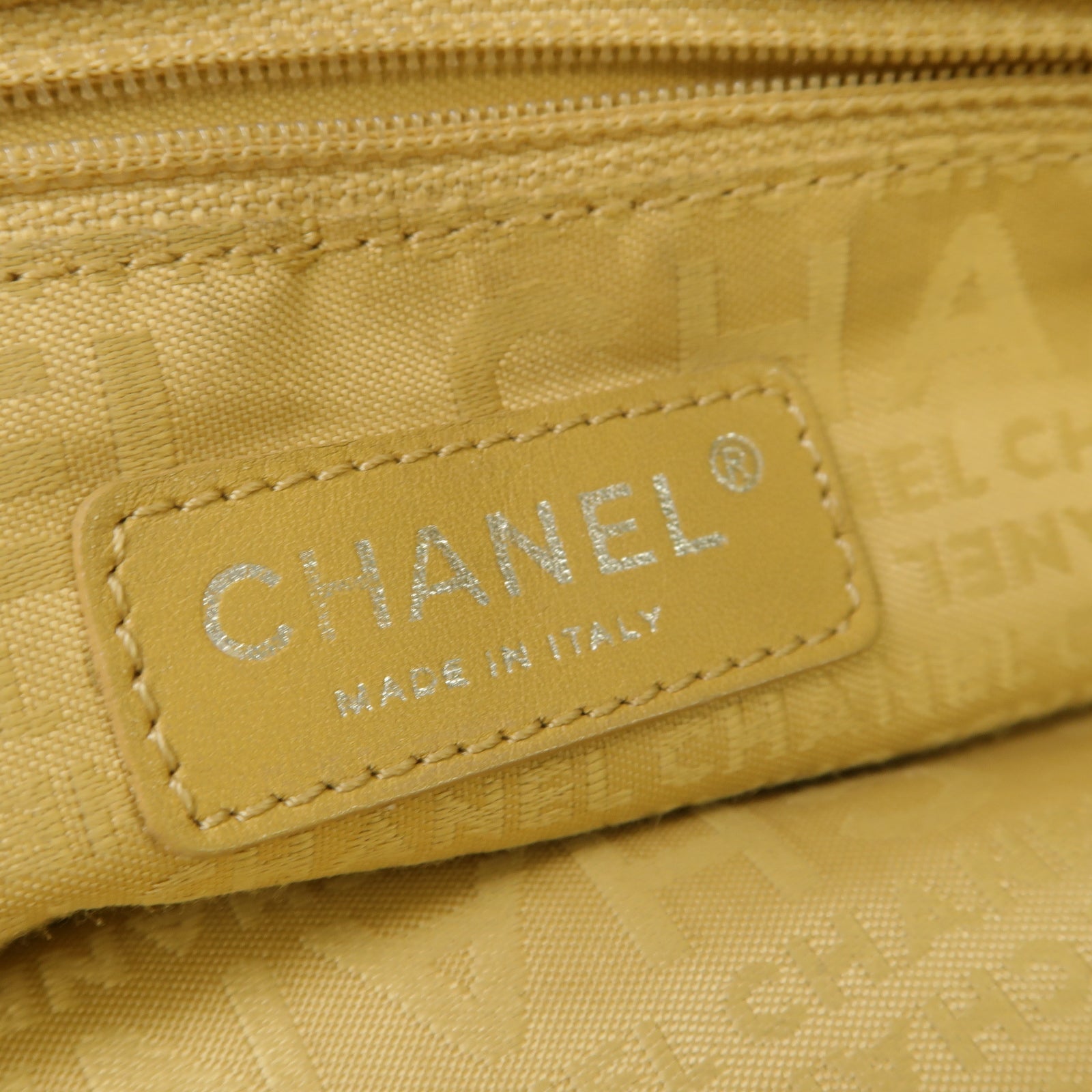 CHANEL 【激減優惠】牛皮皮革Boston Bag銀扣波士顿包黒色