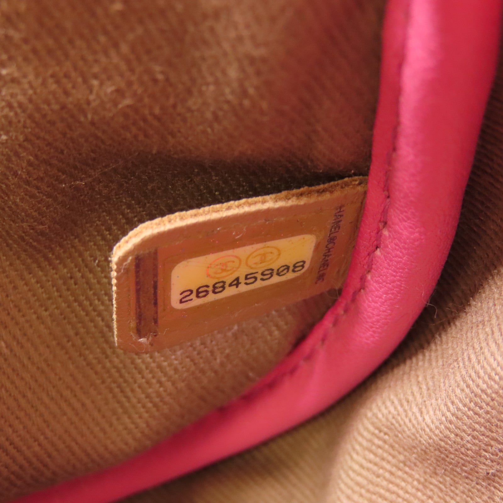 CHANEL 牛皮皮革Shoulder Bag金扣肩背袋
