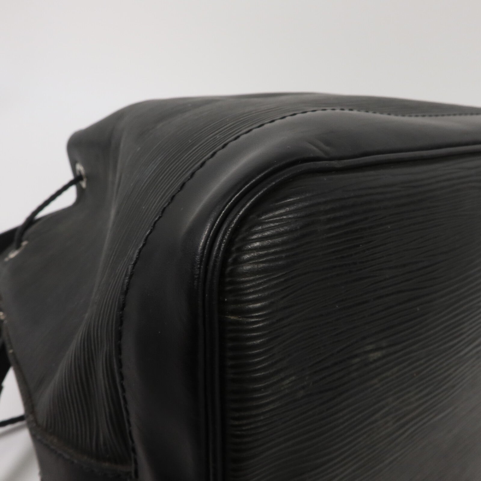 LOUIS VUITTON Epi Petit Noe肩背袋
