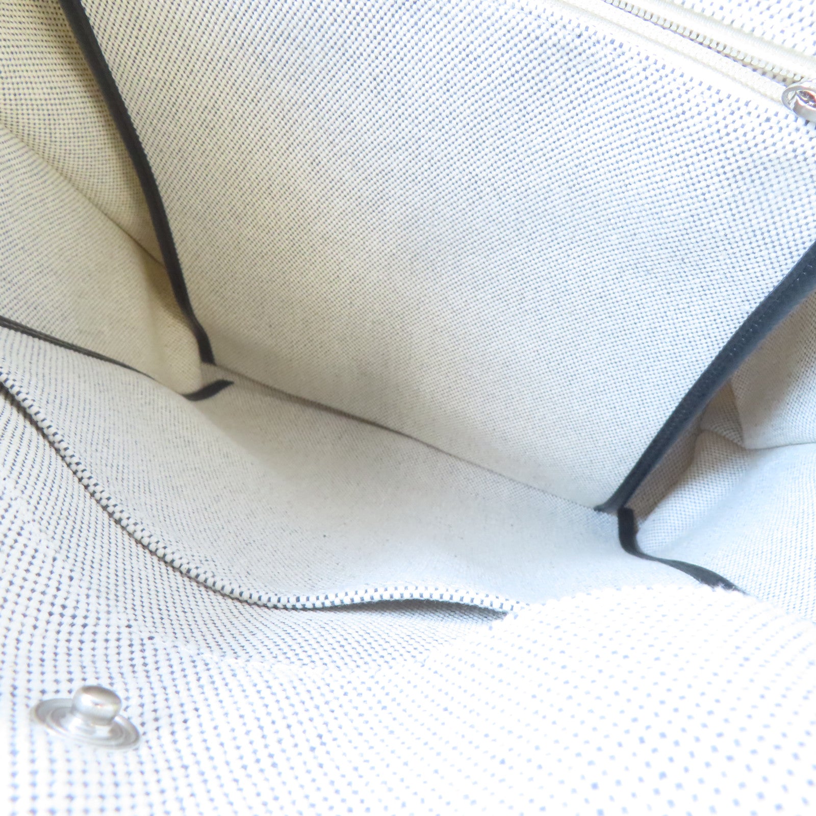 Longchamp 帆布Tote Bag銀扣手挽袋白色/黑色