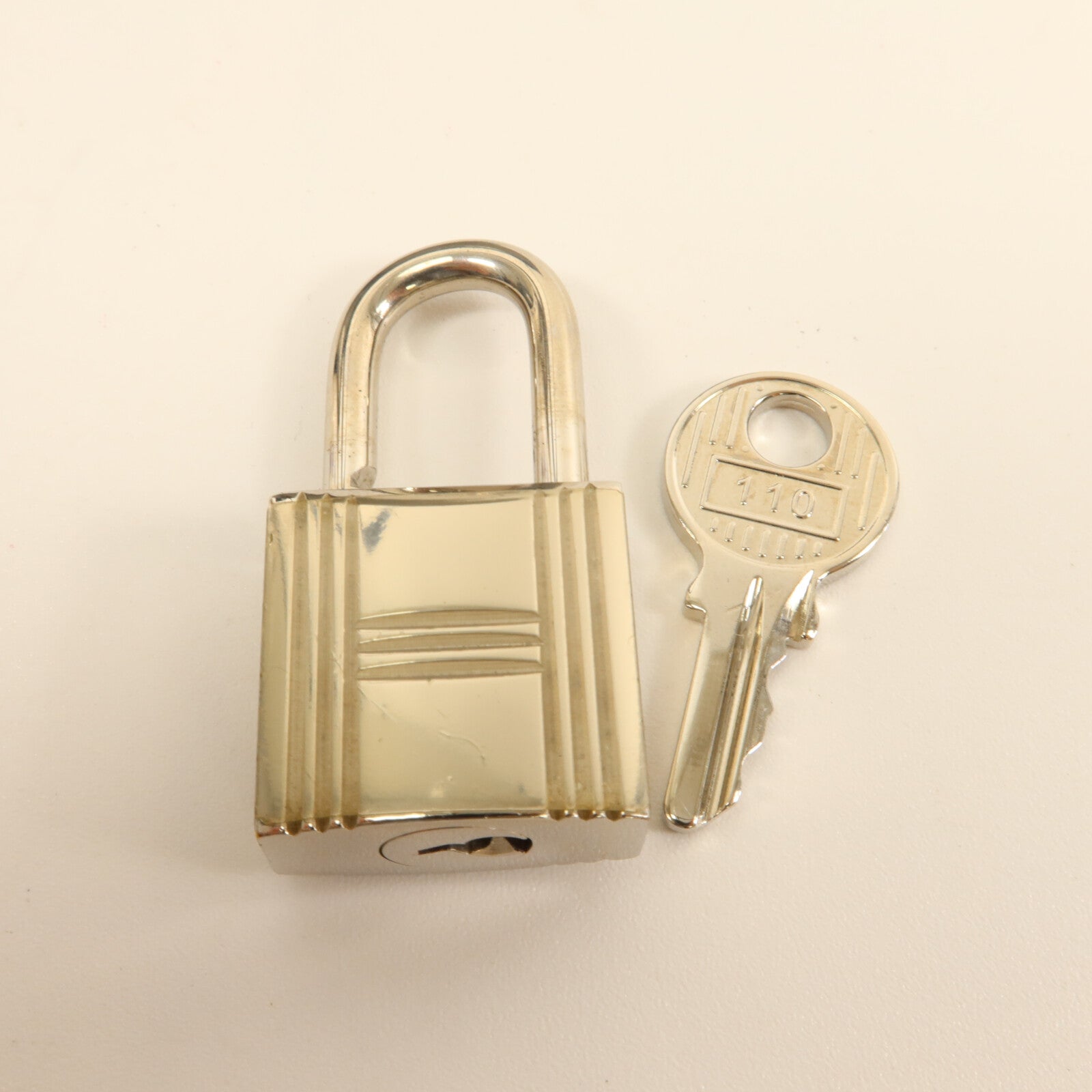 HERMES Clemence皮革Picotin MM手挽袋Gris Moue/Bleu Agate
