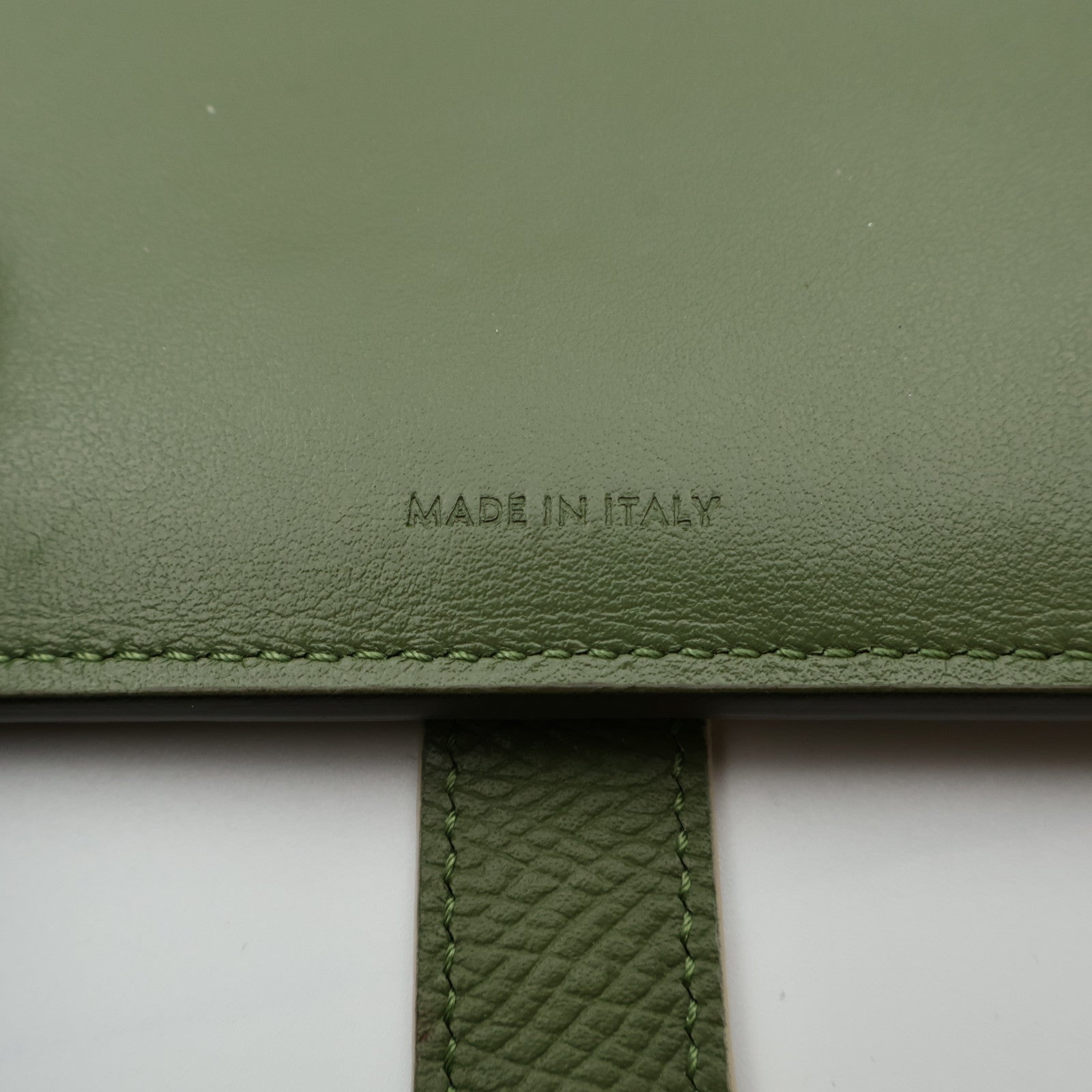 CELINE 牛皮皮革Large Strap Wallet金扣長錢包